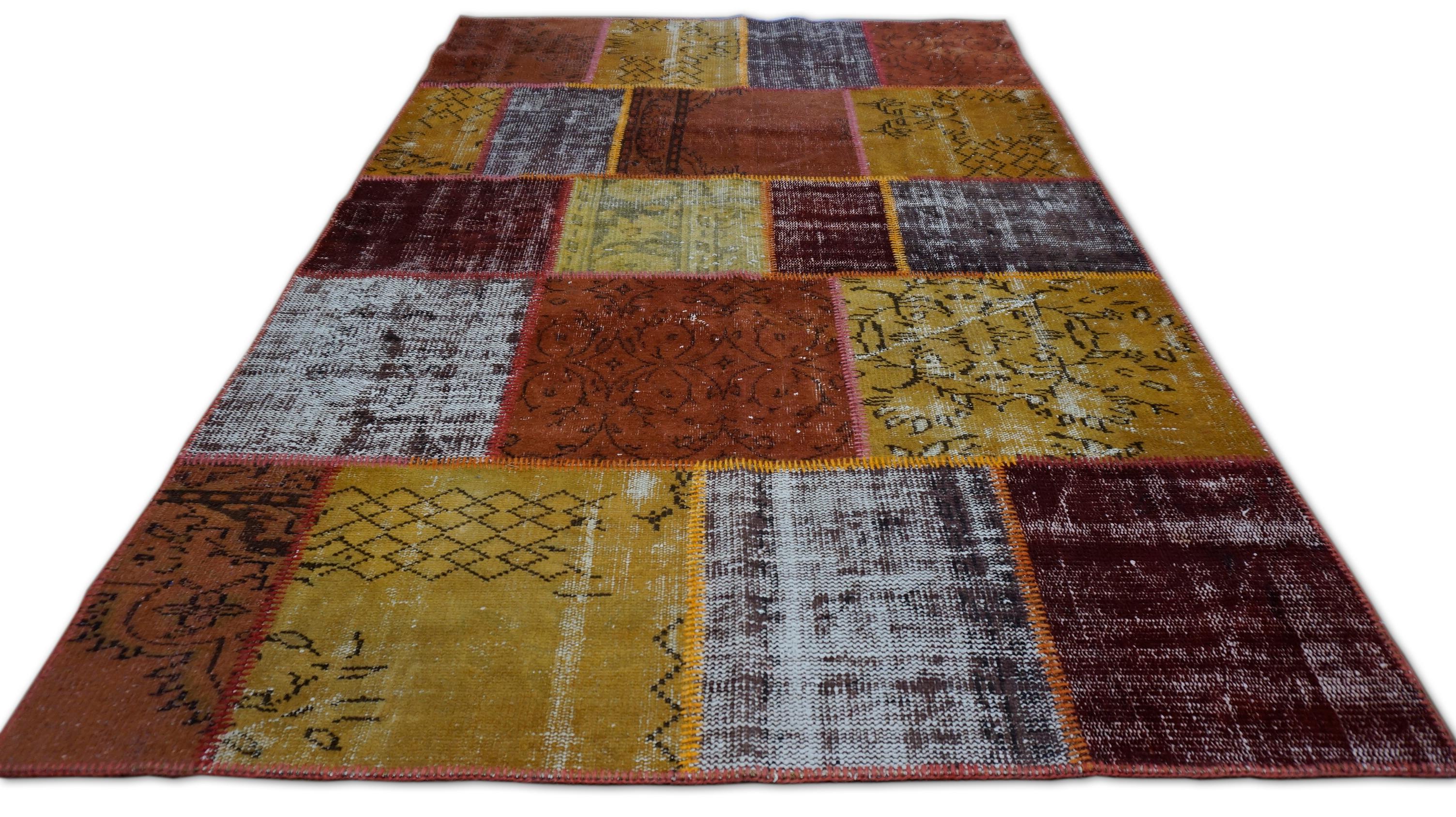 Moderner, juwelenfarben getönter Patch-Work-Designer Wollteppich 5'2''x7'4'' (Türkisch) im Angebot