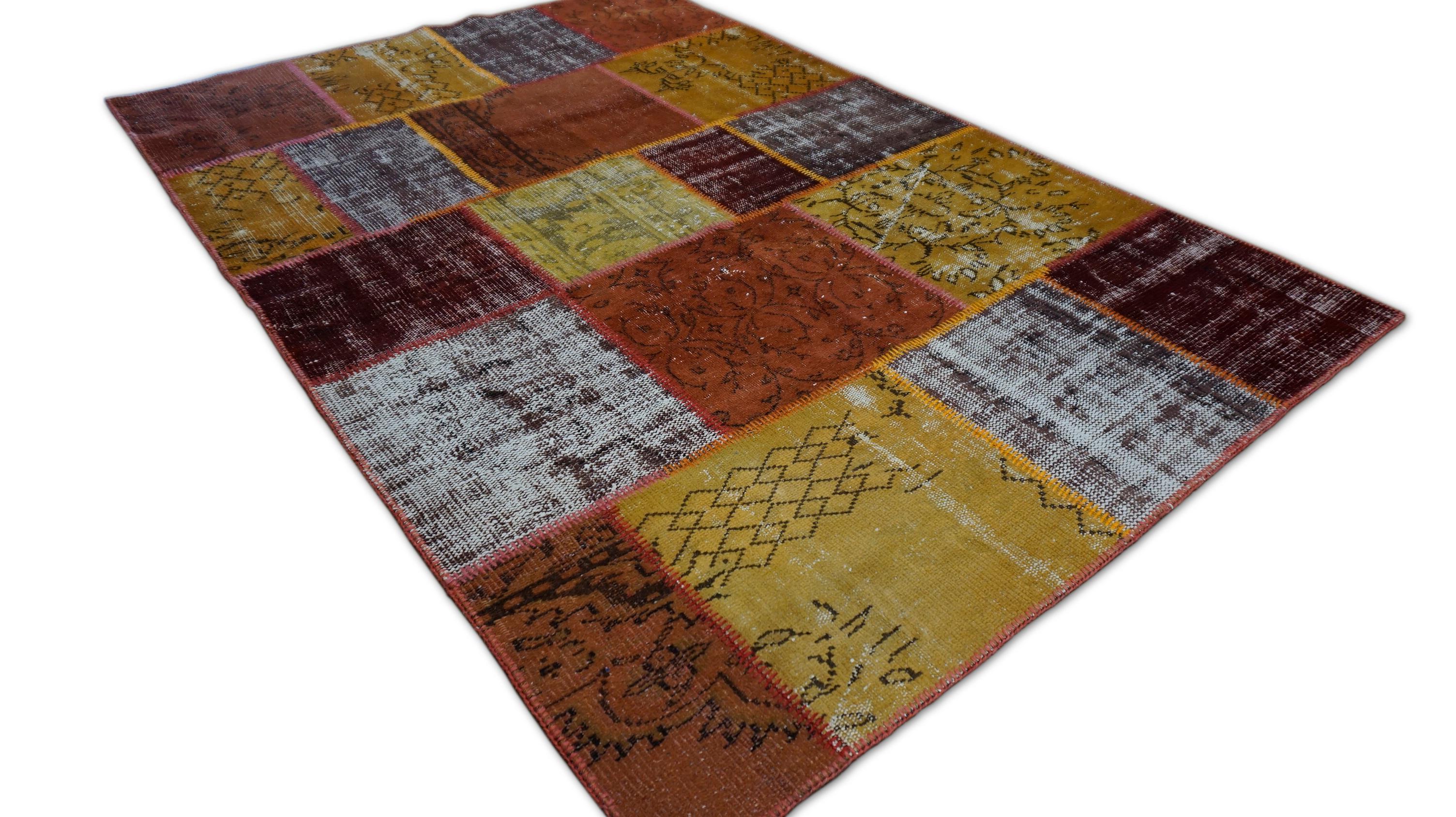 Moderner, juwelenfarben getönter Patch-Work-Designer Wollteppich 5'2''x7'4'' (Handgewebt) im Angebot