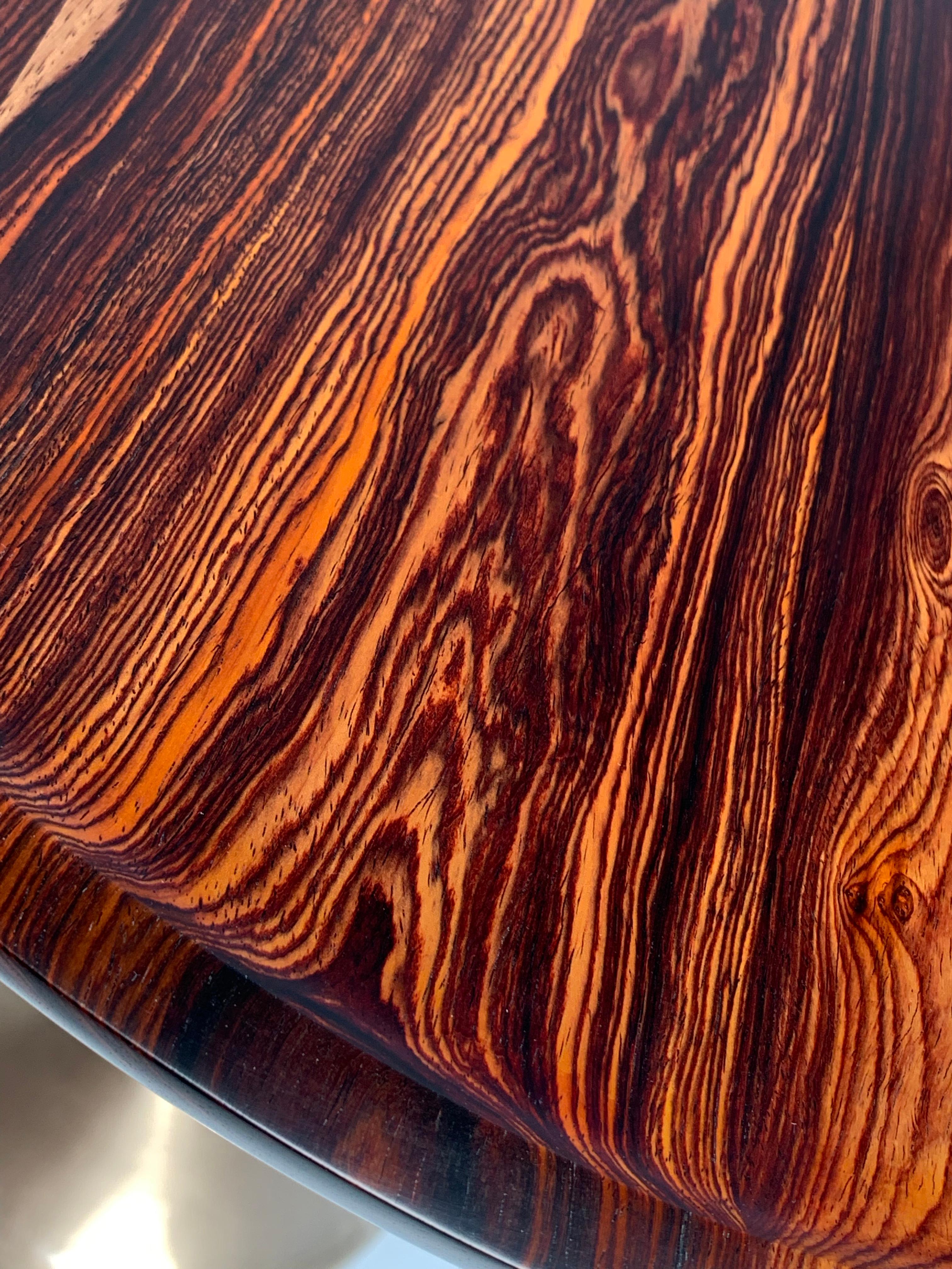 Tavolino moderno Jupiter in palissandro e bronzo di Newell Design Studio In condizioni Nuovo in vendita a Orange, CA
