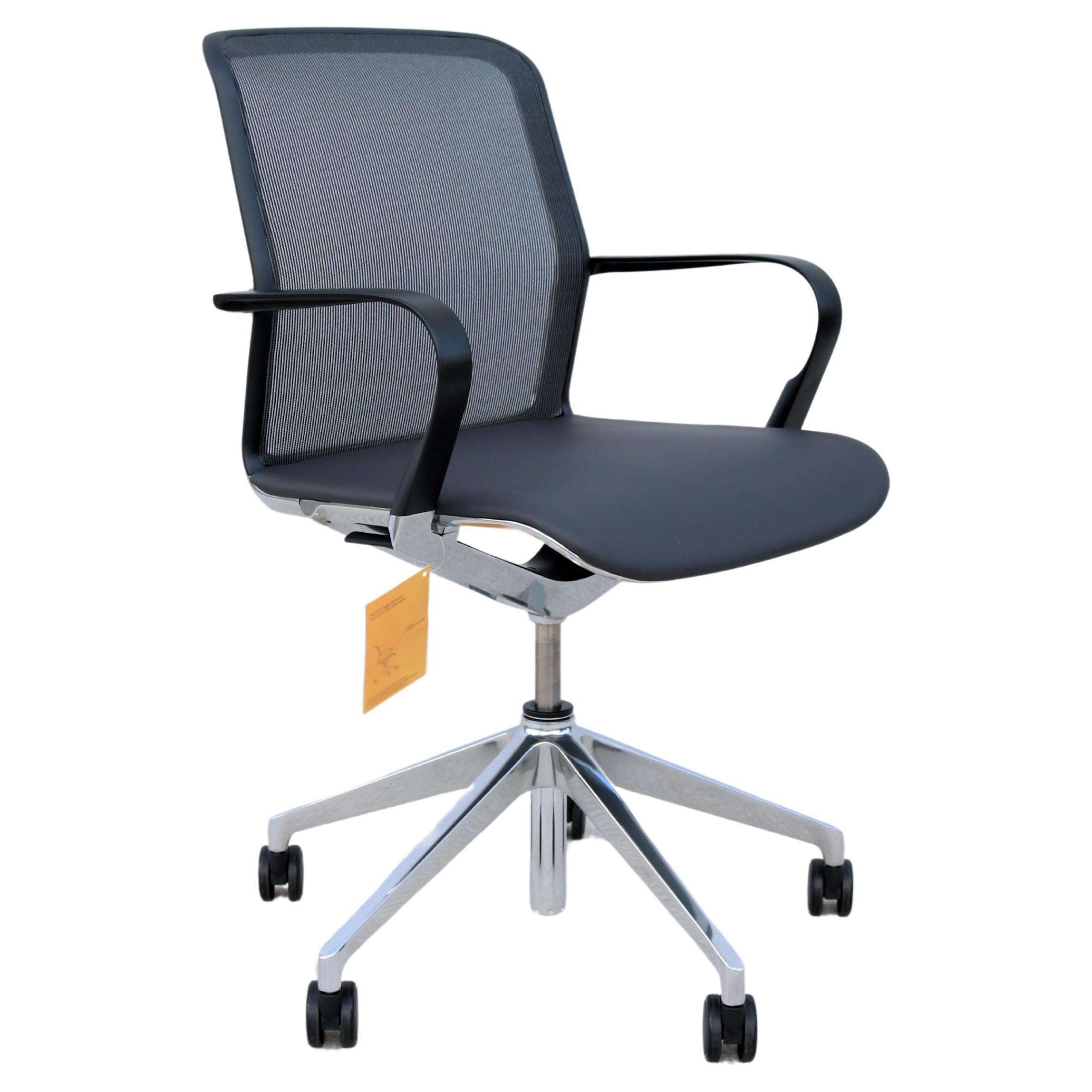 Modern Keilhauer Filo Ergonomic Conference Desk Chair with Mesh Back 'Brand New' For Sale