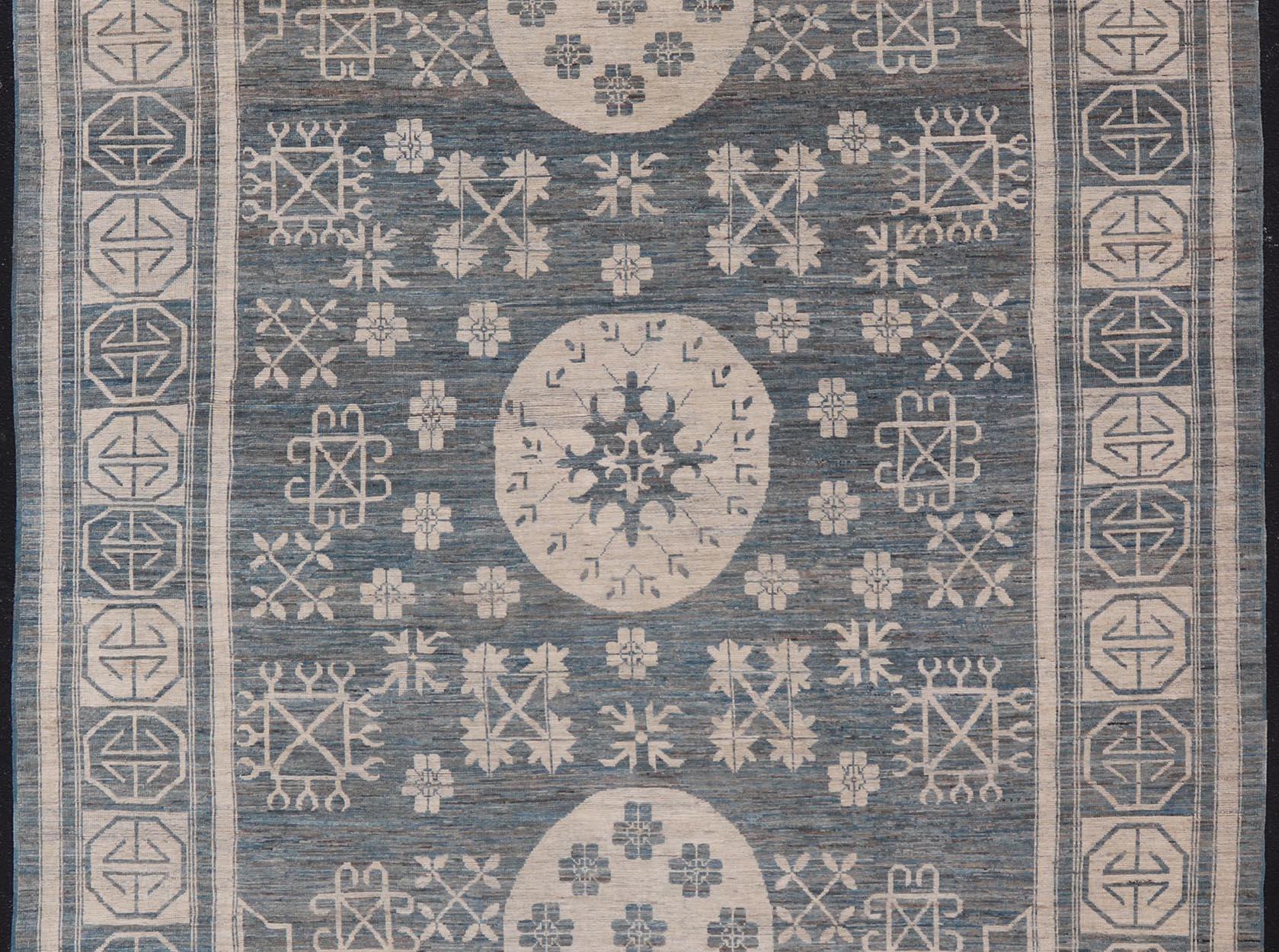 Modern Khotan Rug with Circular Medallions in Shades of Steel Blue & off White For Sale 3