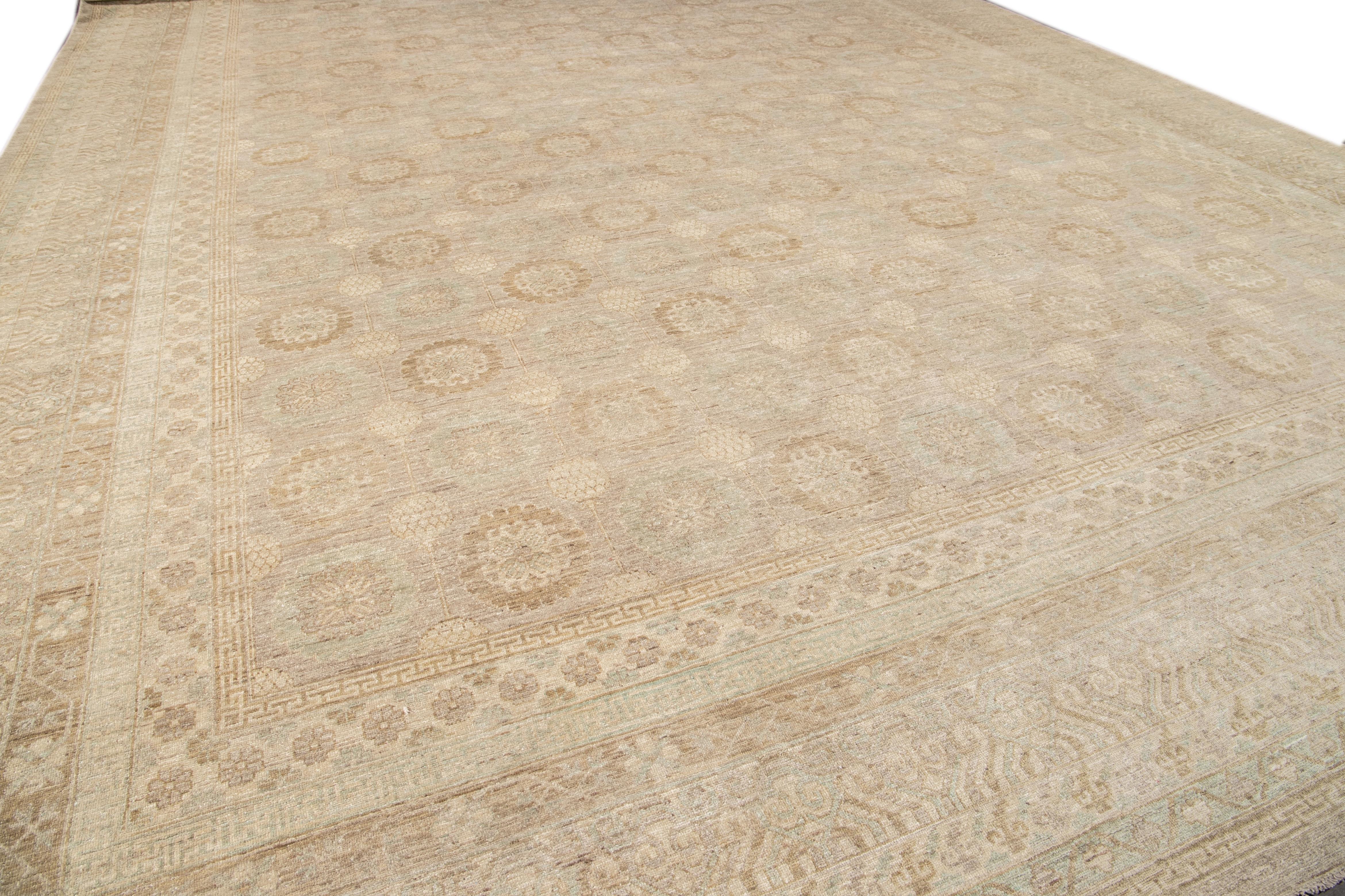 Modern Khotan Style Beige Oversize Handmade Floral Wool Rug In New Condition For Sale In Norwalk, CT