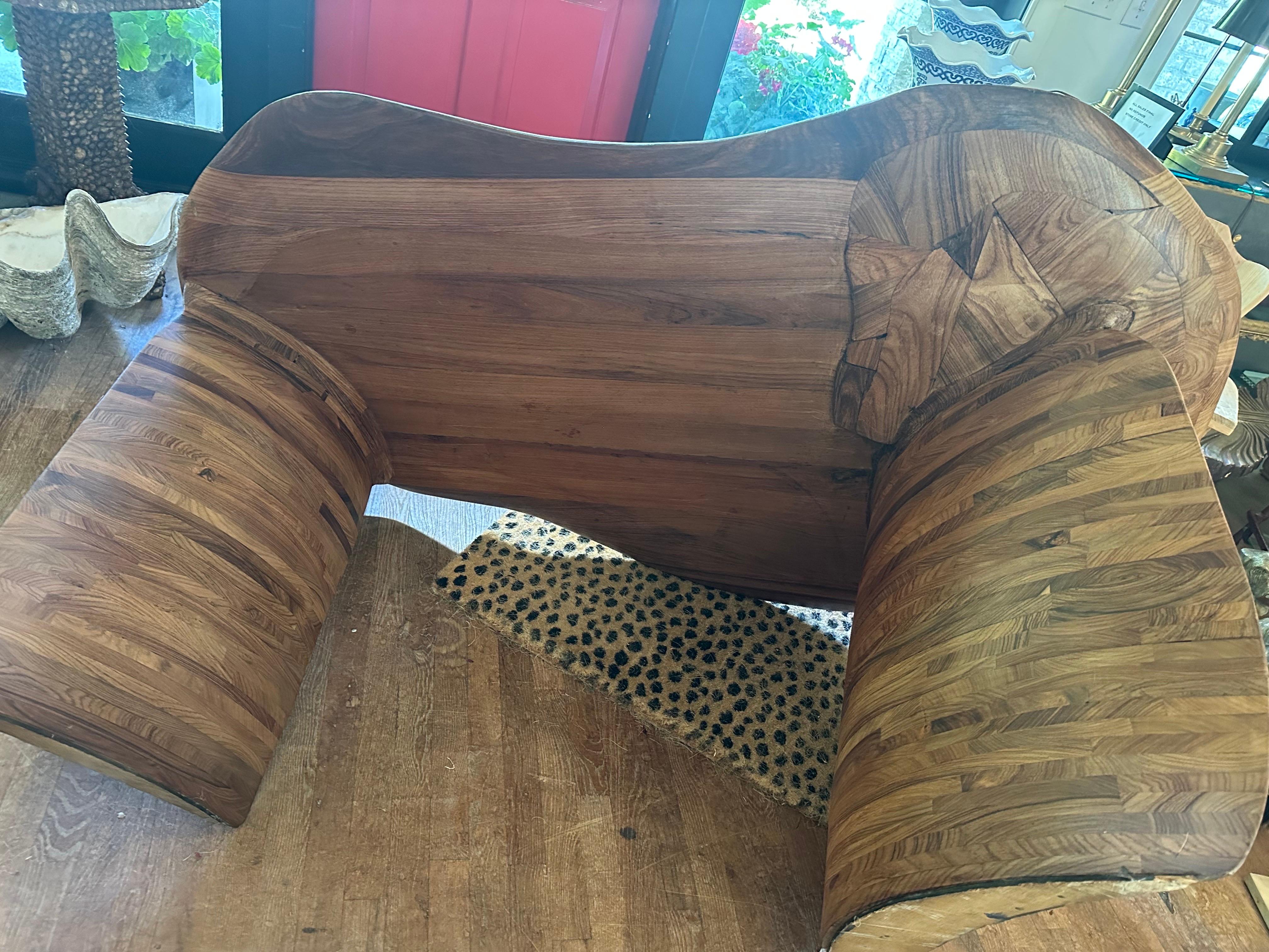 20th Century Modern Kidney-Shaped Table For Sale