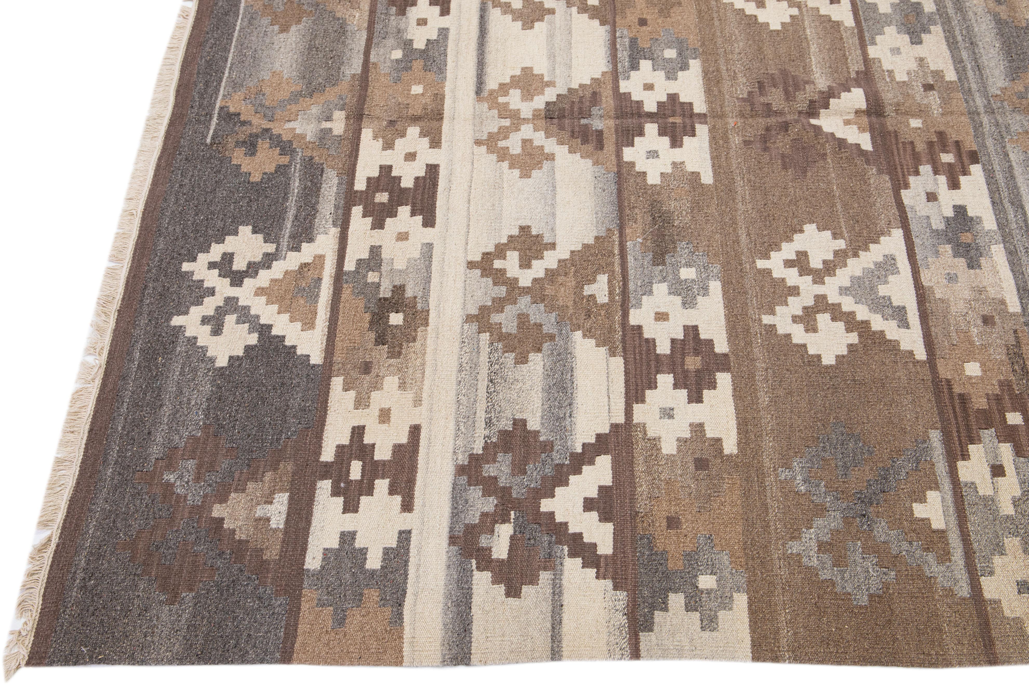 Hand-Knotted Modern Kilim Brown Flat-Weave Geometric Wool Rug For Sale
