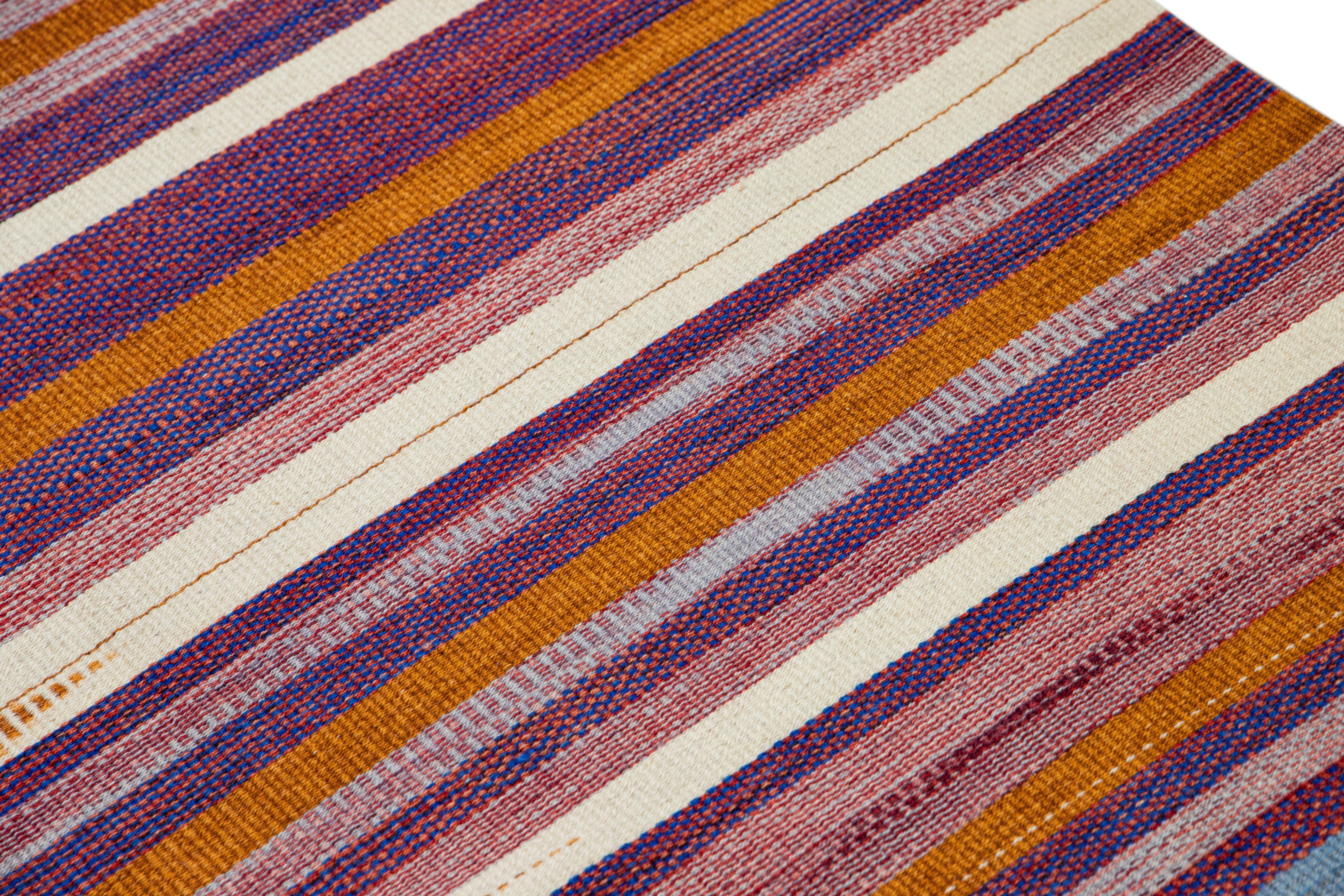 Modern Kilim Flatweave Abstract Motif Handmade Multicolor Wool Rug For Sale 4