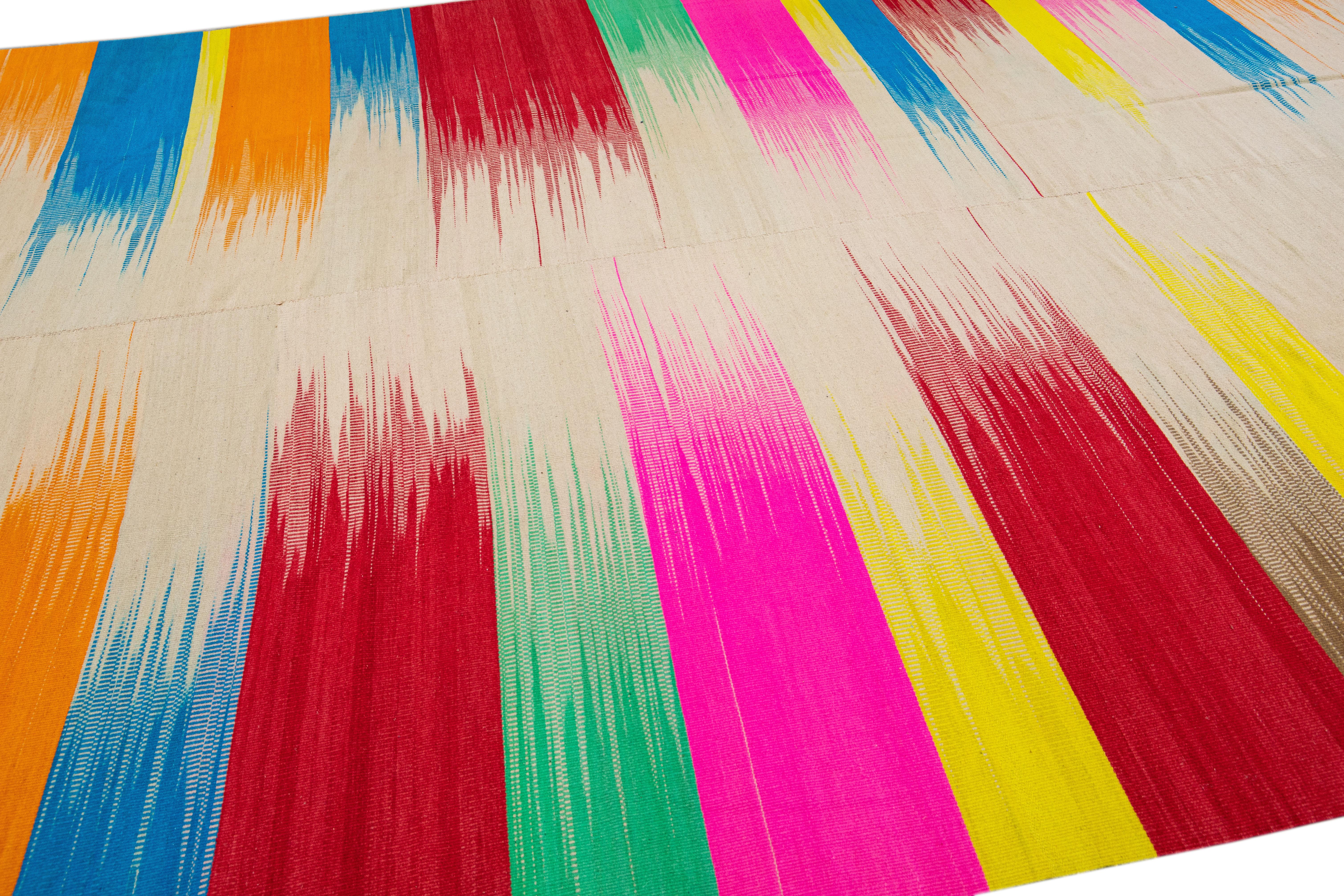 Modern Kilim Flatweave Multicolor Abstract Handmade Wool Rug For Sale 2