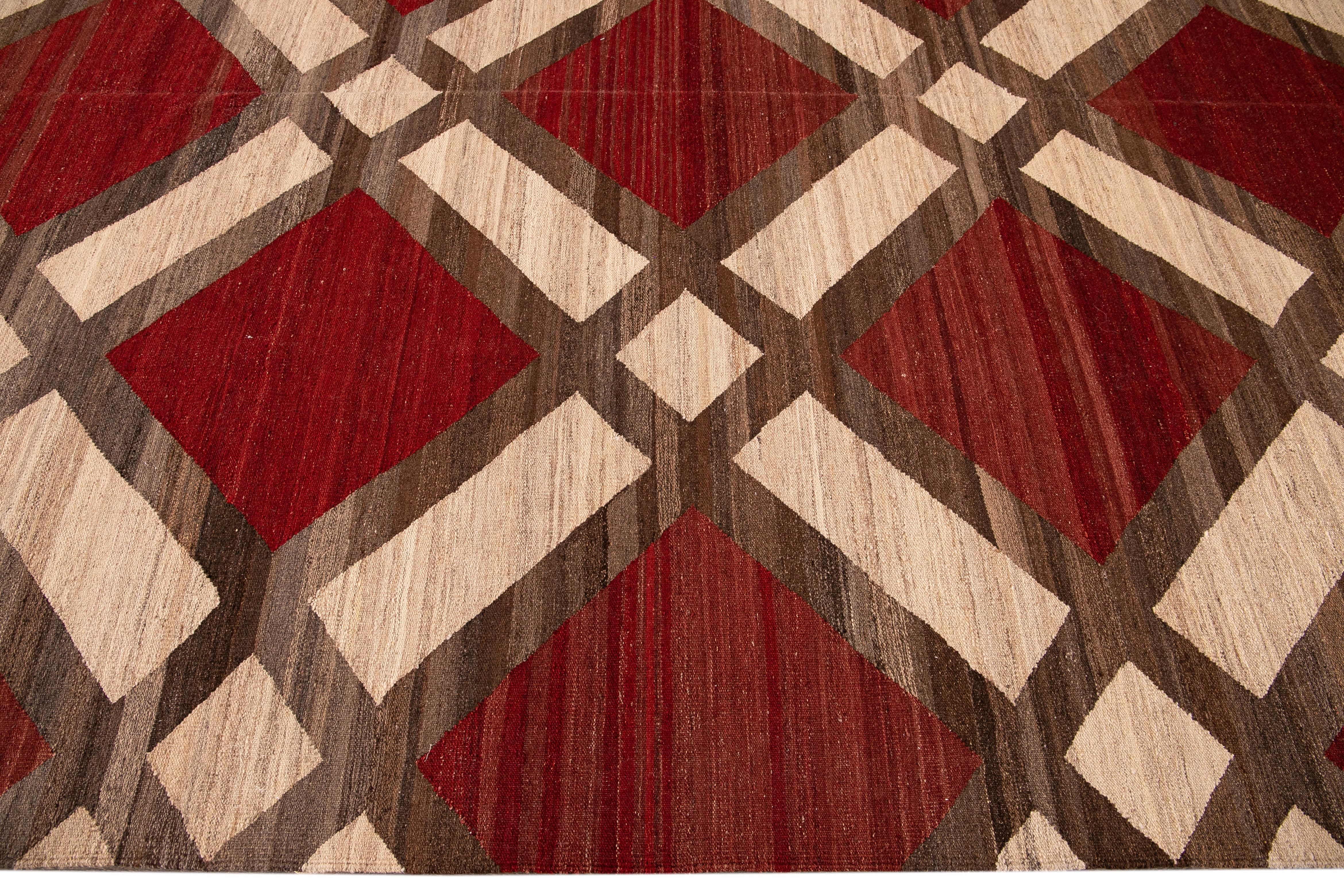 Alfombra moderna de lana geométrica Kilim Flatweave roja y beige Lana en venta