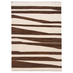 Moderner flachgewebter Kilim-Wollteppich mit braunem und beigem Design