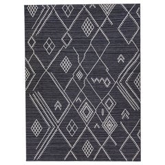Moderner Flachgewebe-Wollteppich in Kelimgrau mit geometrischem Motiv von Apaadana
