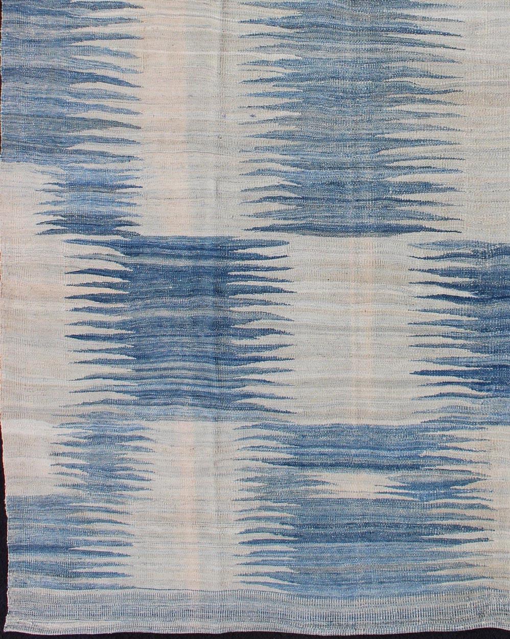 Modern Kilim Tribal Rug With Abstract Geometric Design in Soft Blues 6'4 X 9'5 For Sale 4