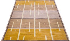 Tappeto moderno in lana Kilim con motivo giallo e marrone in stile Deco