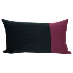 Zeitgenössische moderne Stickerei Kissen Cushion Baumwolle Geometrisches Marineblau Lila