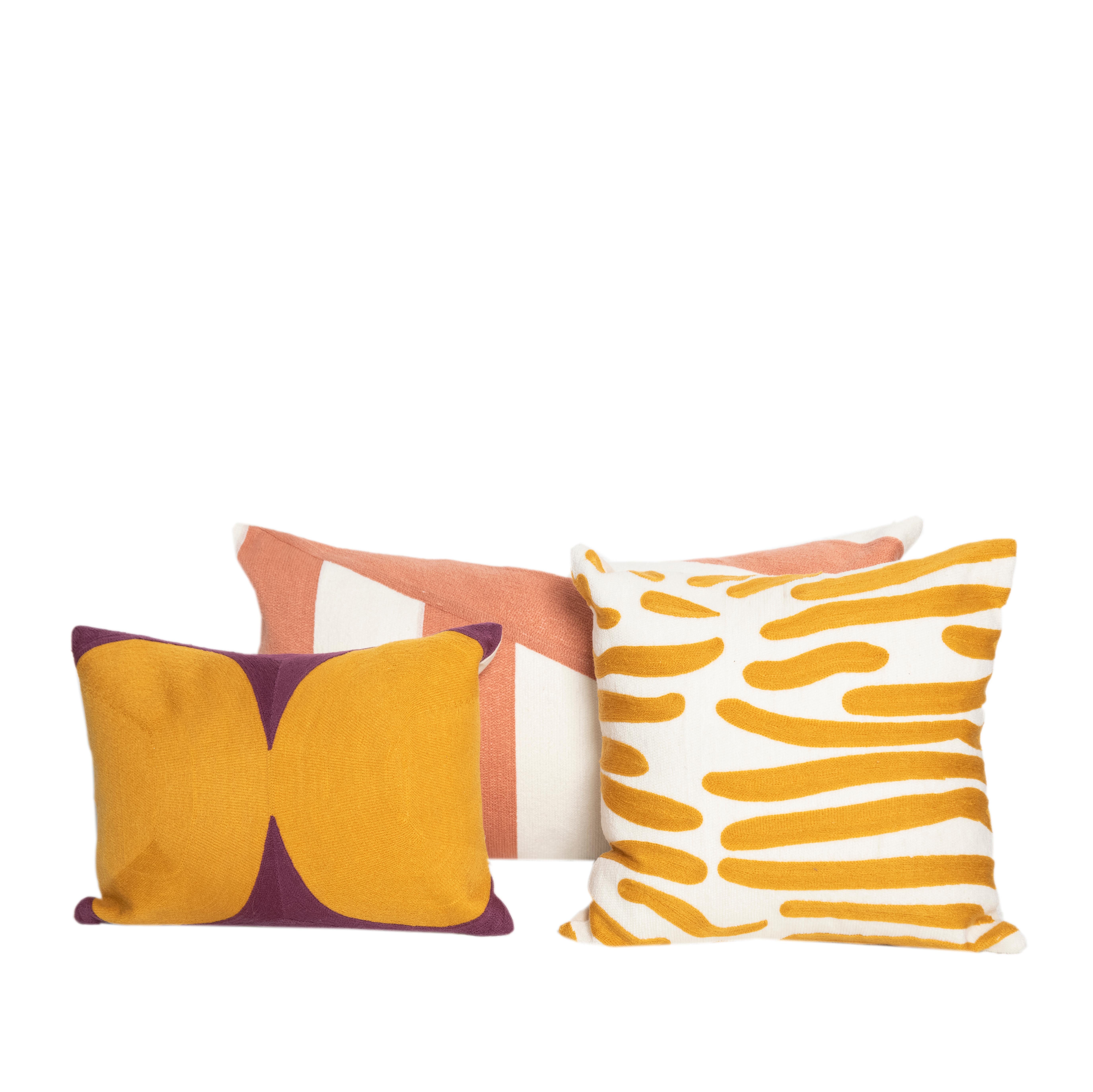 Brodé Kilombo Home - Coussin de broderie moderne en coton et violet moutarde