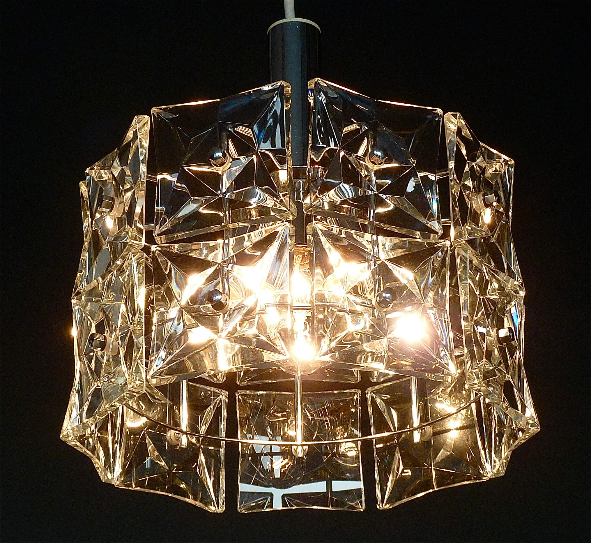 Modern Kinkeldey Chandelier Crystal Glass Chrome Germany 1960 Space Age Lamp For Sale 7