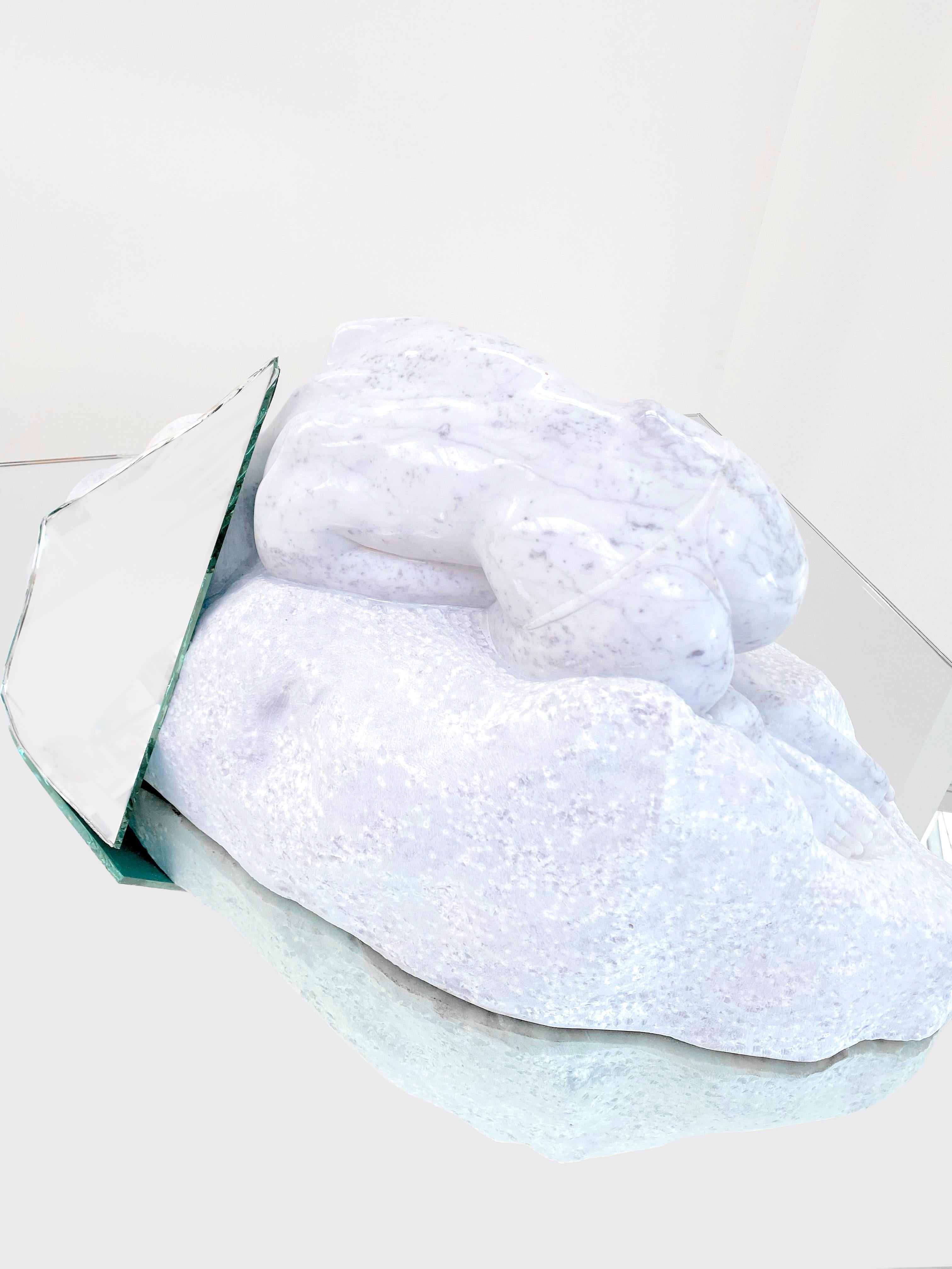 Contemporary art sculpture marble with mirror shard by Roos Schneijderberg For Sale 9