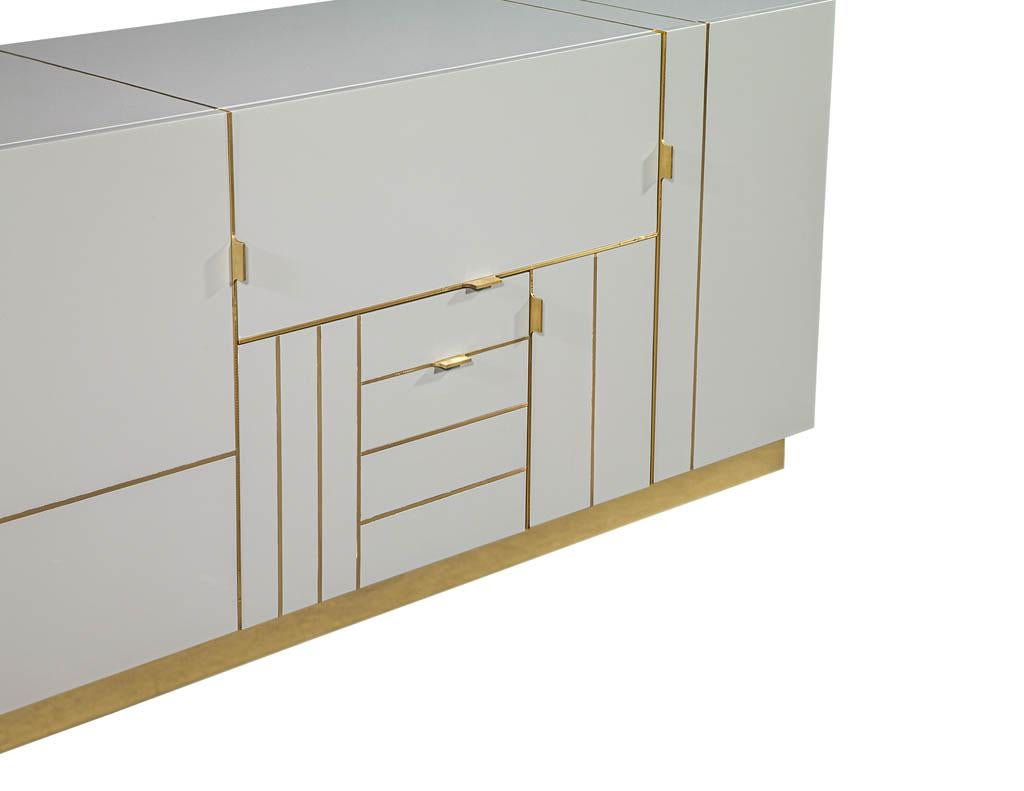 Modern Lacquered Buffet Credenza Sideboard with Brass Detail For Sale 5
