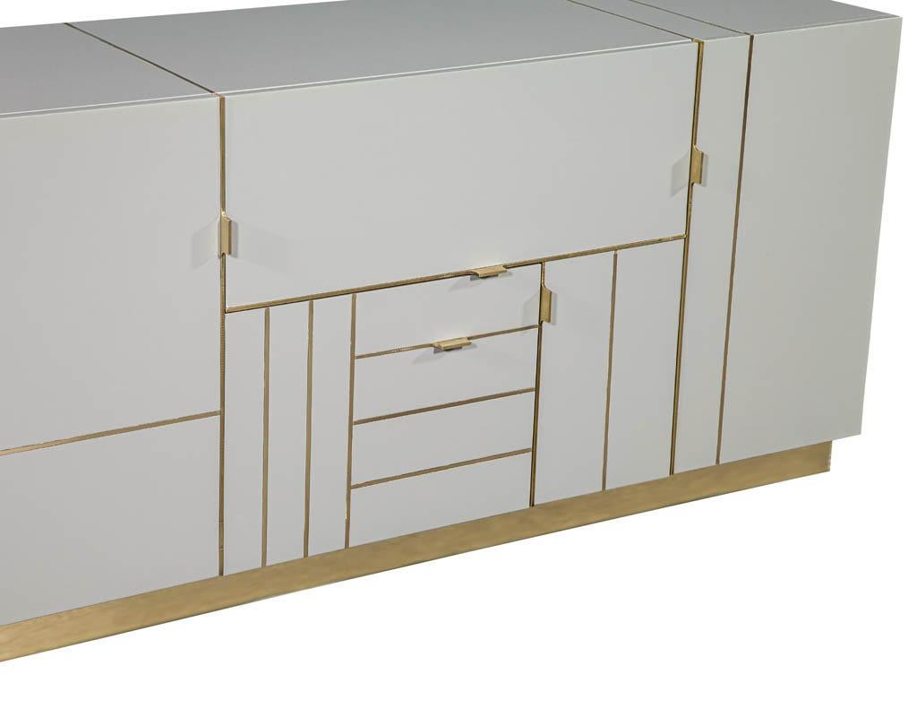 Modern Lacquered Buffet Credenza Sideboard with Brass Detail For Sale 3