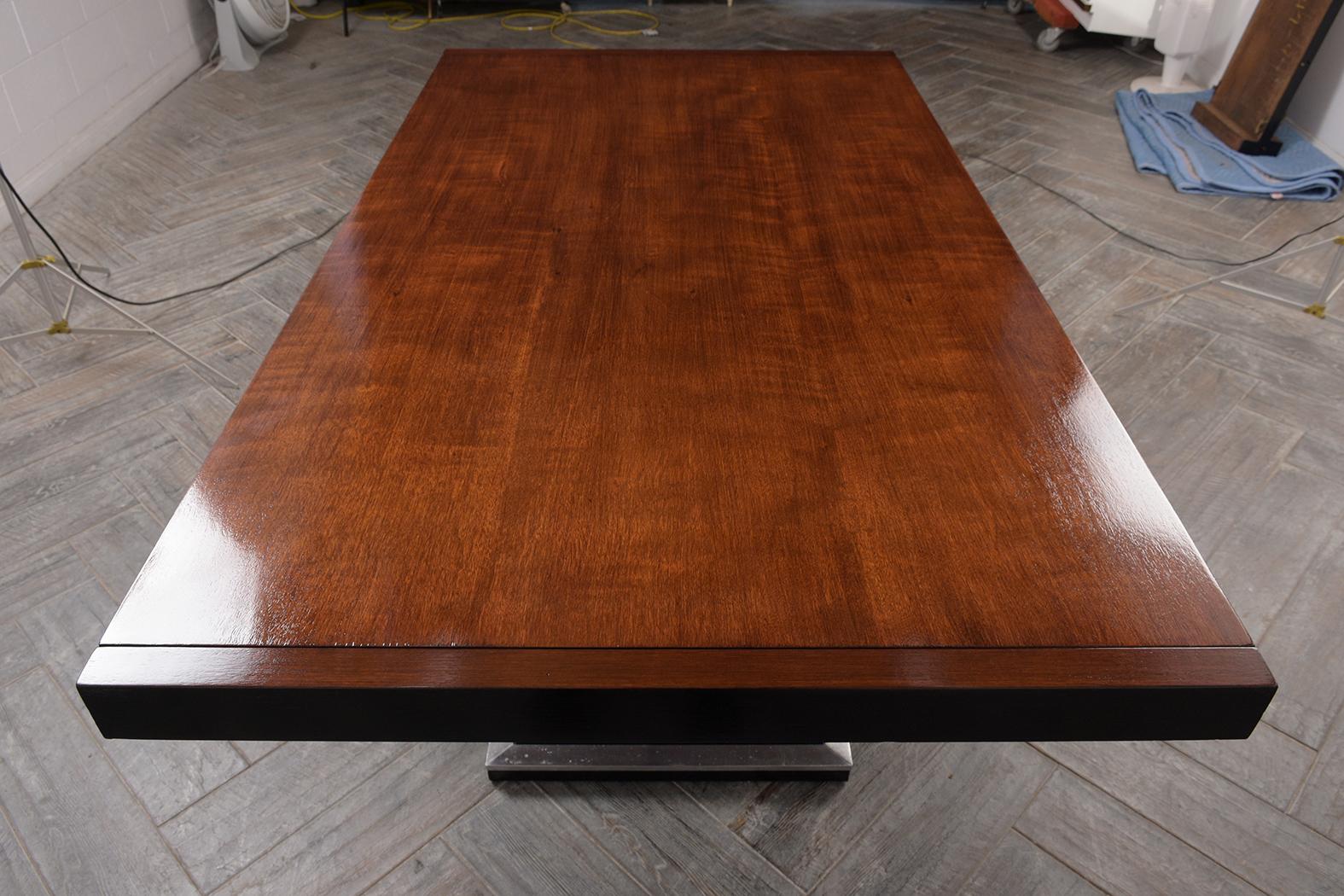 Modern Lacquered Extendable Dining Table 6