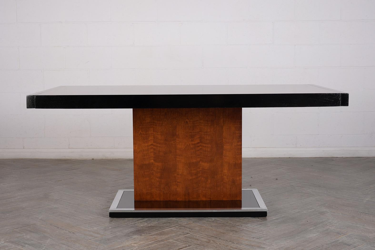 Chrome Modern Lacquered Extendable Dining Table