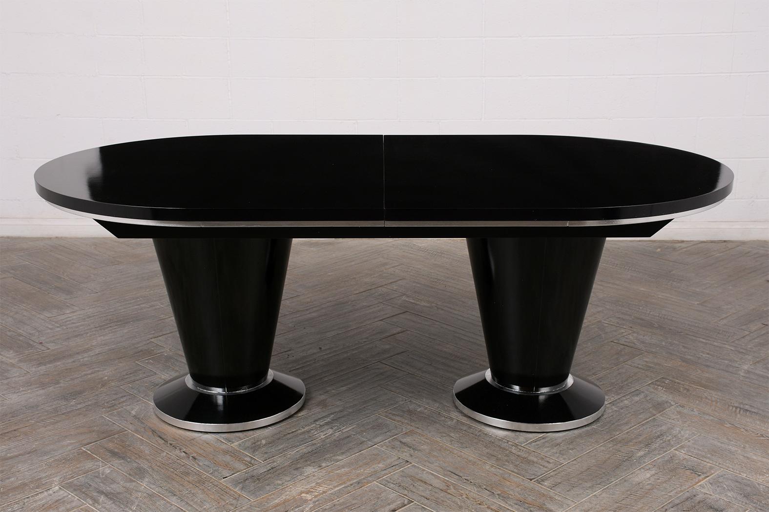 Italian Modern Extendable Oval Dining Table