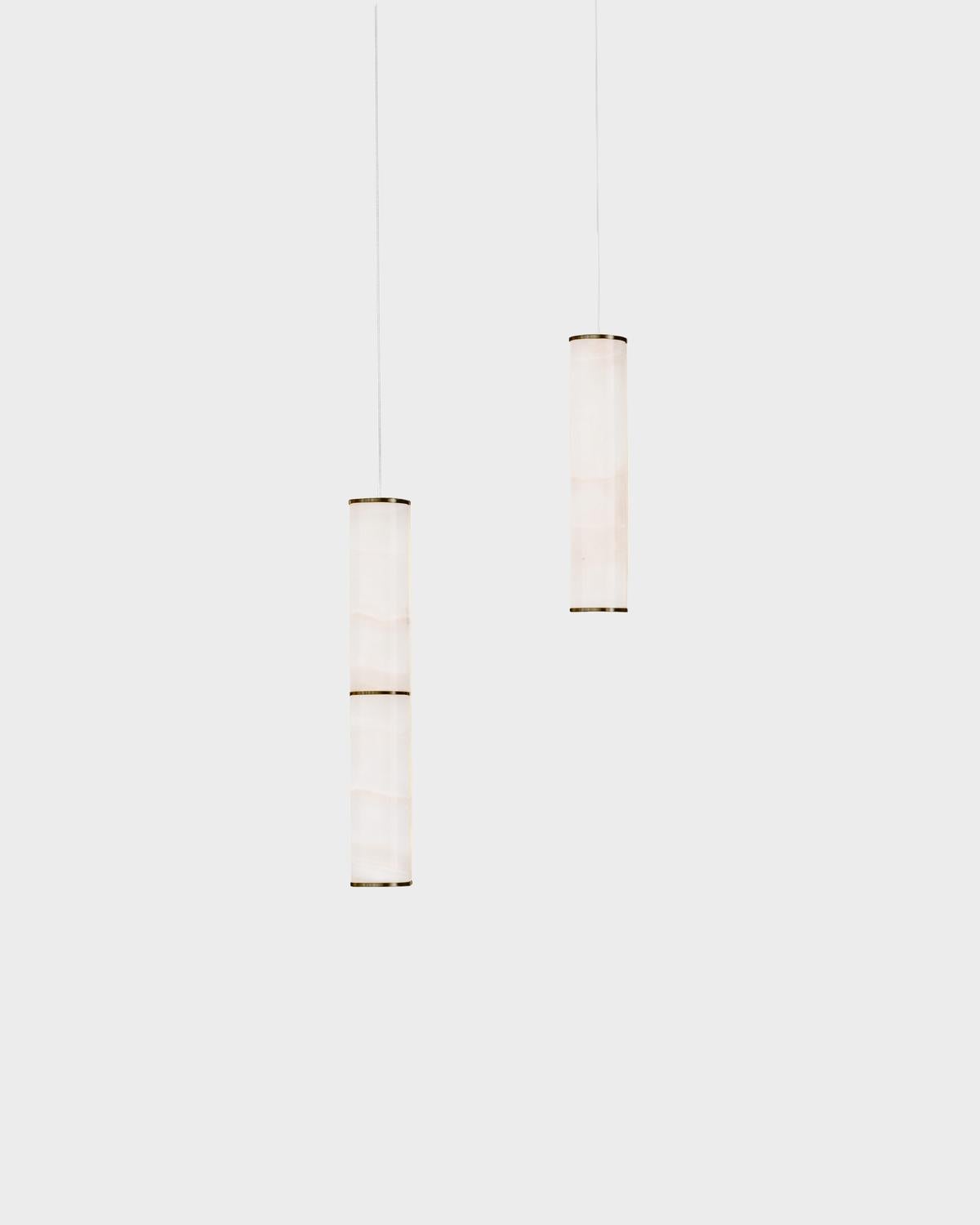 Modern Pendant Lamp 'Pars Cluster - 2 lamps' by Anour, Browned Brass, White Onyx

Dimensions :
Approx: Ø 27,5 cm x H. 60 cm

Model shown on main picture :  Pars Cluster Pendant Lamp - 2 lamps, Browned Brass, White Onyx
Triac Dimming

Customers can