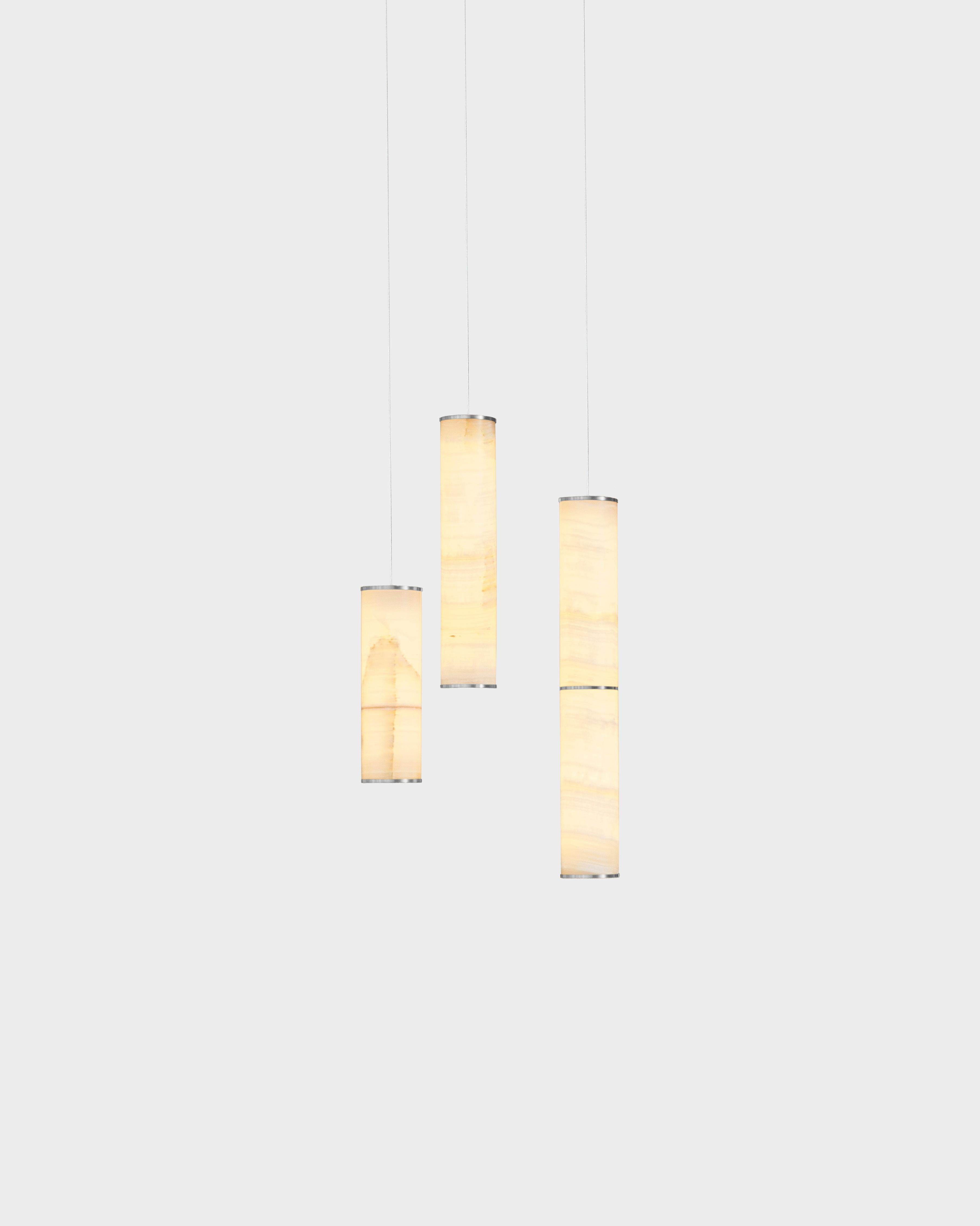 Moderne Lampe moderne 'Pars Cluster - 3' by Anour, Brushed Brass, White Onyx en vente