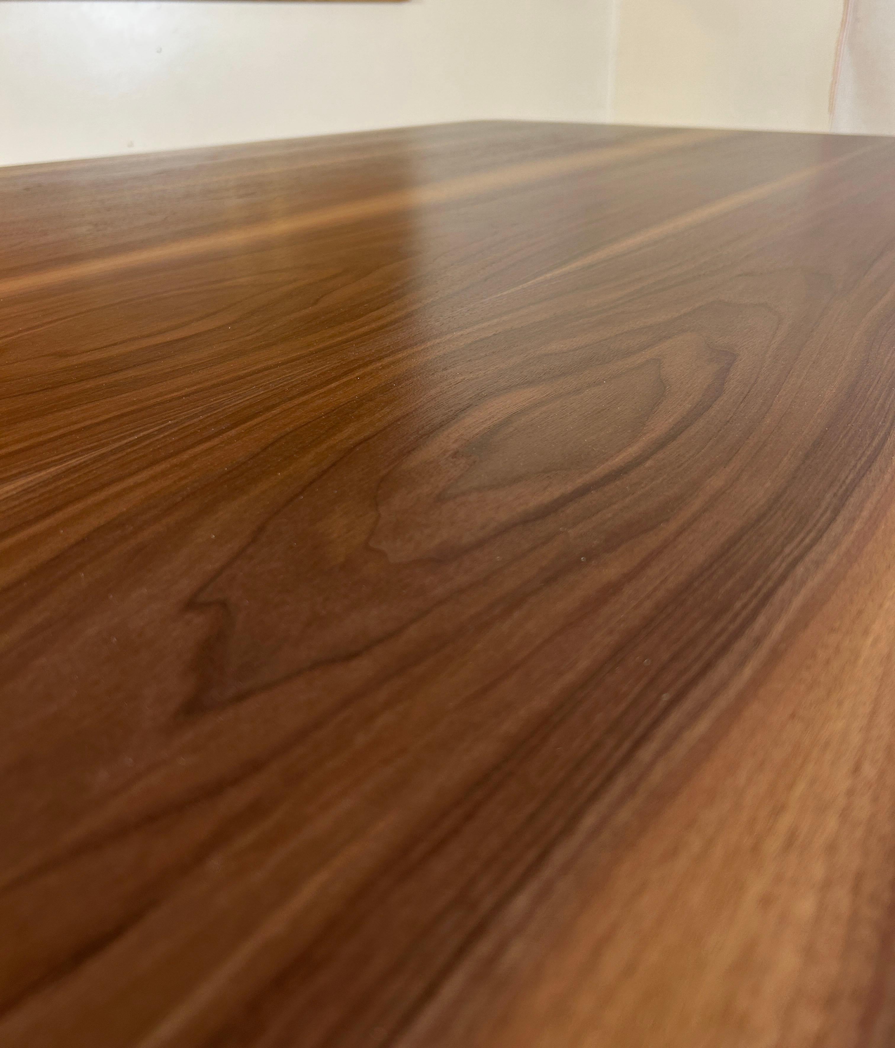 Modern Large 8-Seater boat shaped one of a kind table For Sale 7