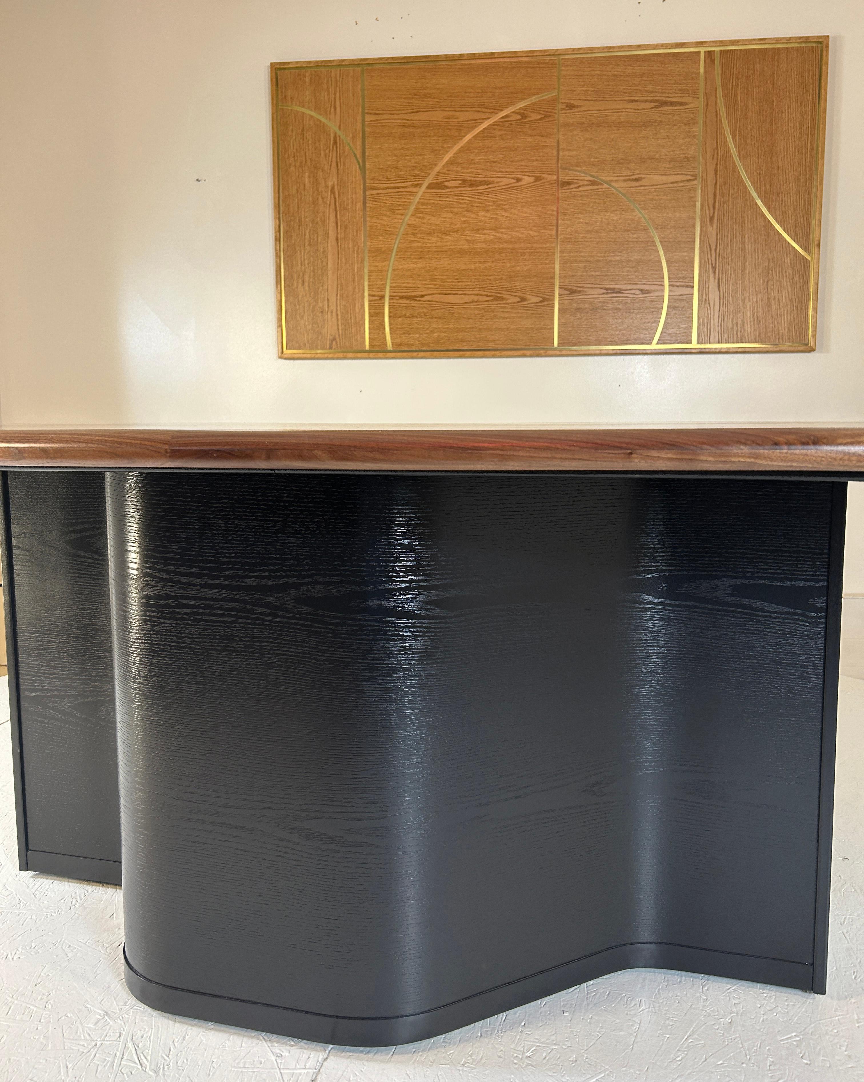 Contemporary Modern Large 8-Seater boat shaped one of a kind table For Sale