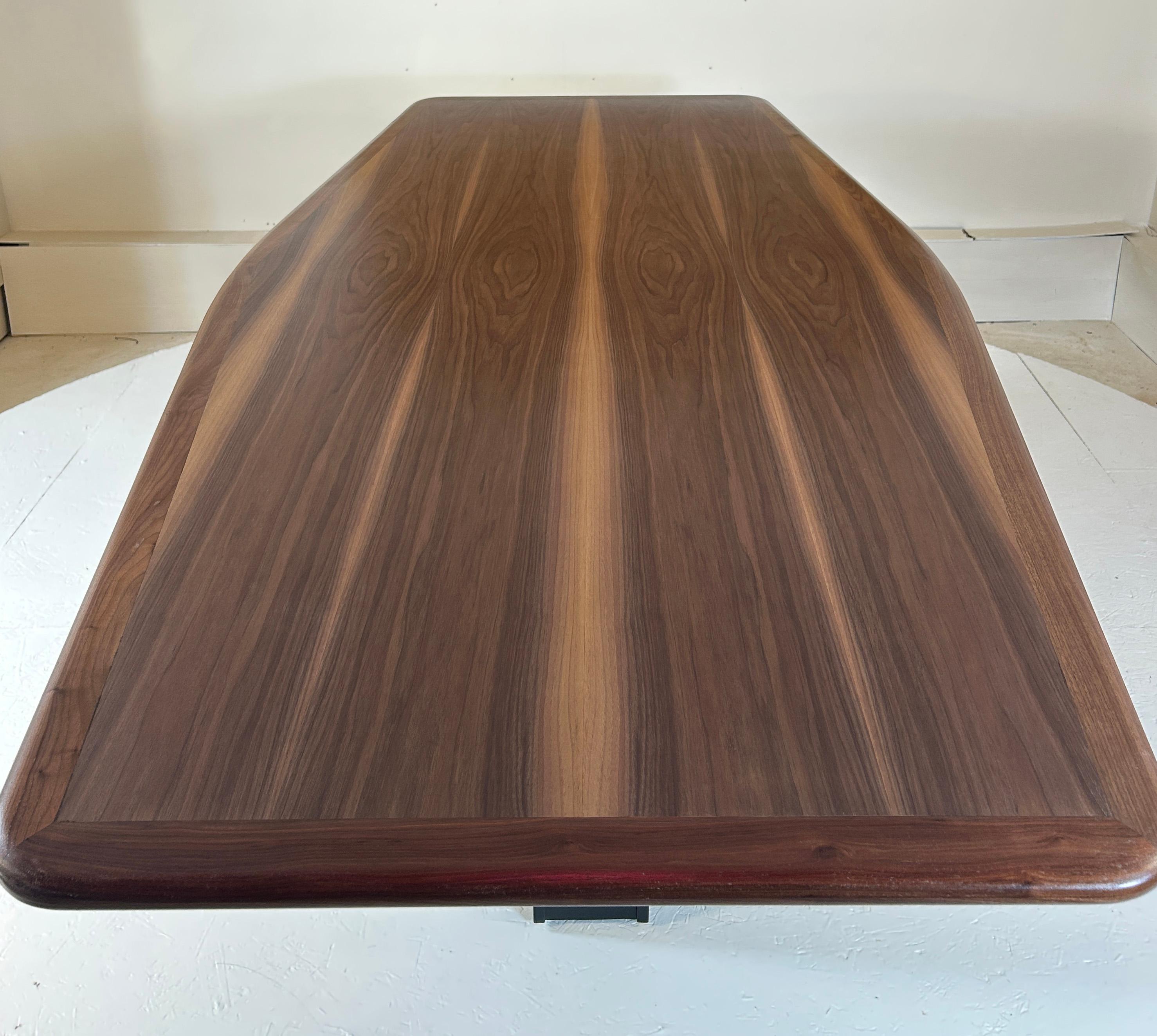 Modern Large 8-Seater boat shaped one of a kind table For Sale 1