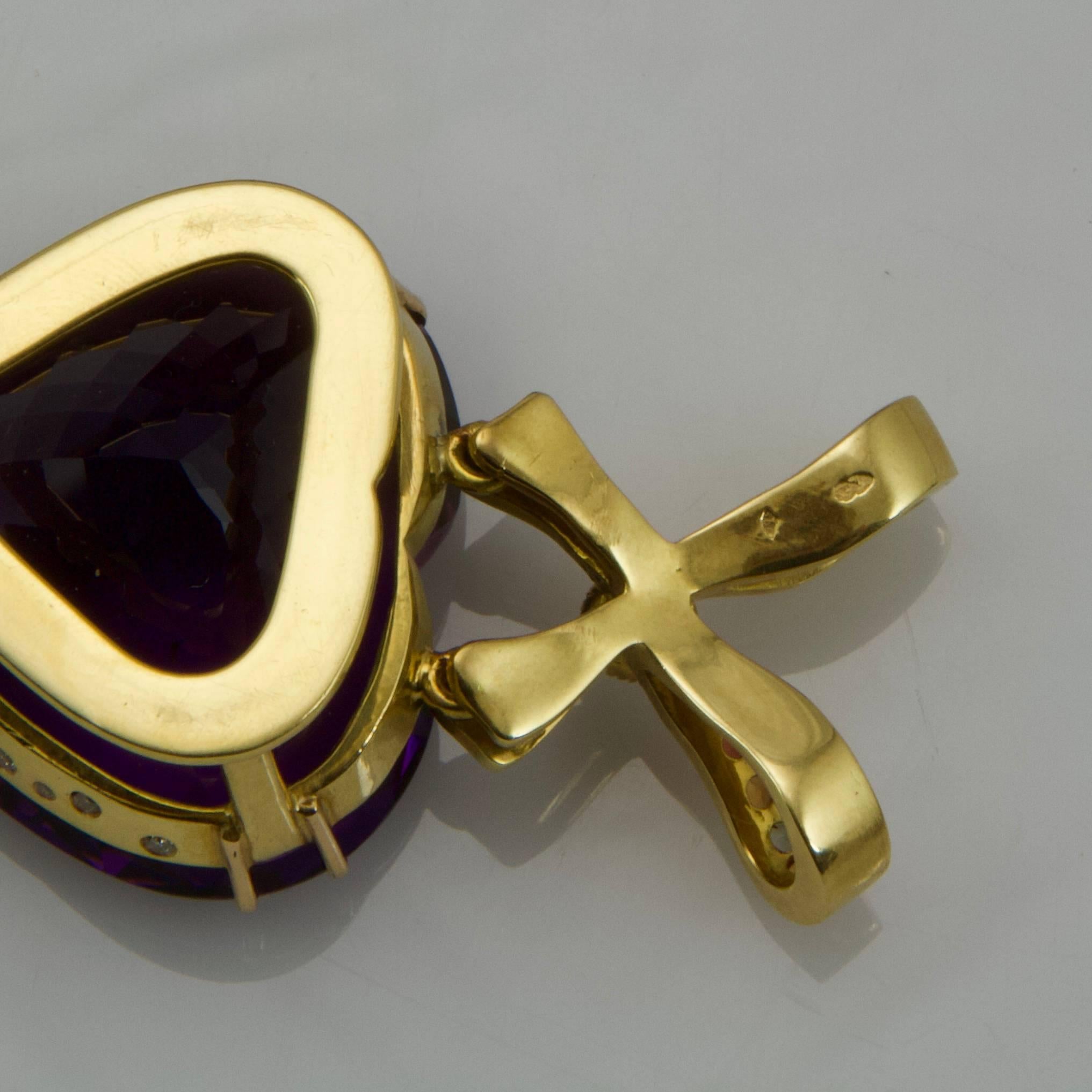 Modern Large Amethyst Heart Pendant In New Condition For Sale In Paris, FR