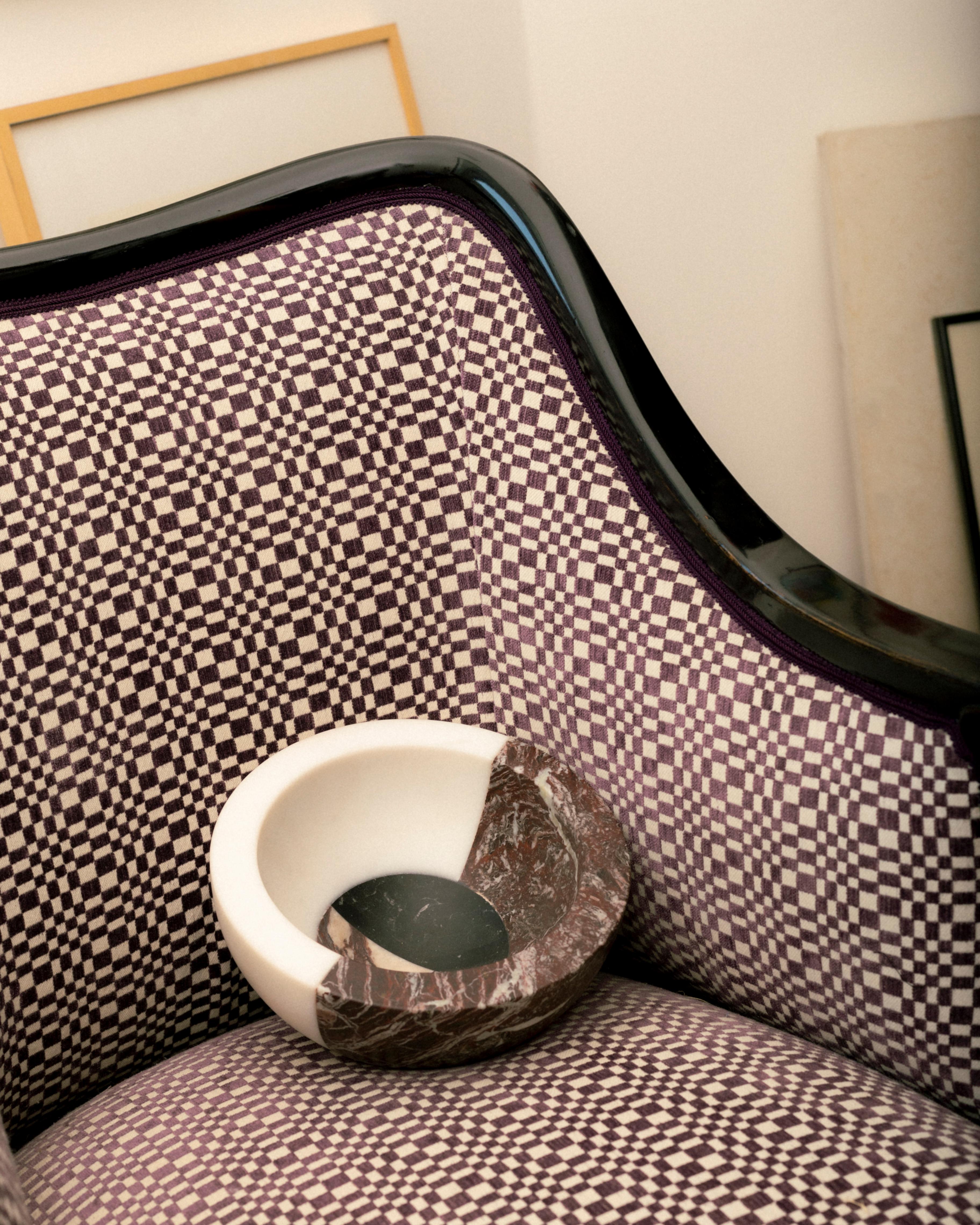 Moderne Grand bol moderne en marbre d'Arthur Arbesser, stock en vente