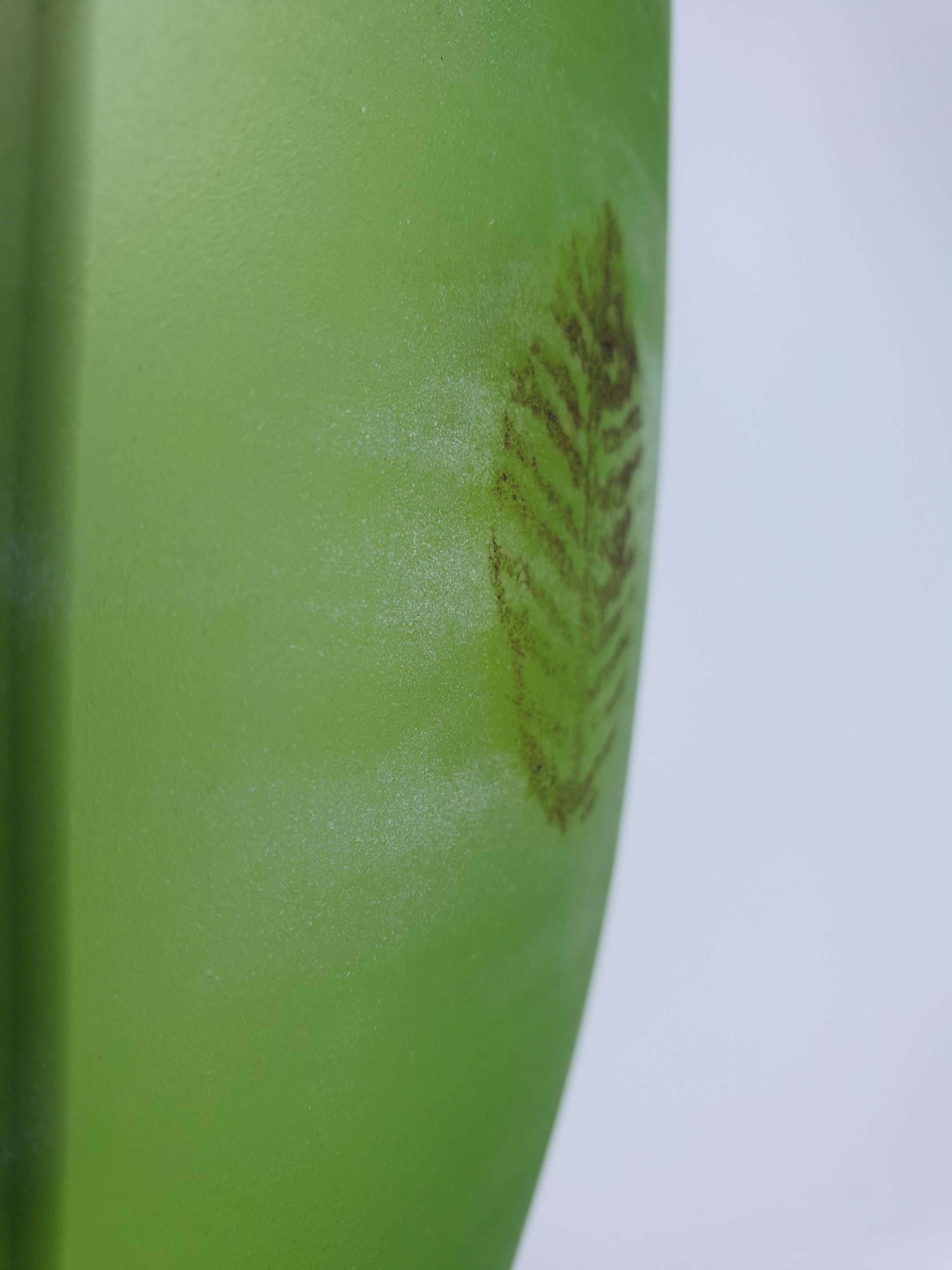 Modern Large Murano Glass Vase with Leaves in Sabbiato Finish, by Cenedese, 1988 For Sale 7