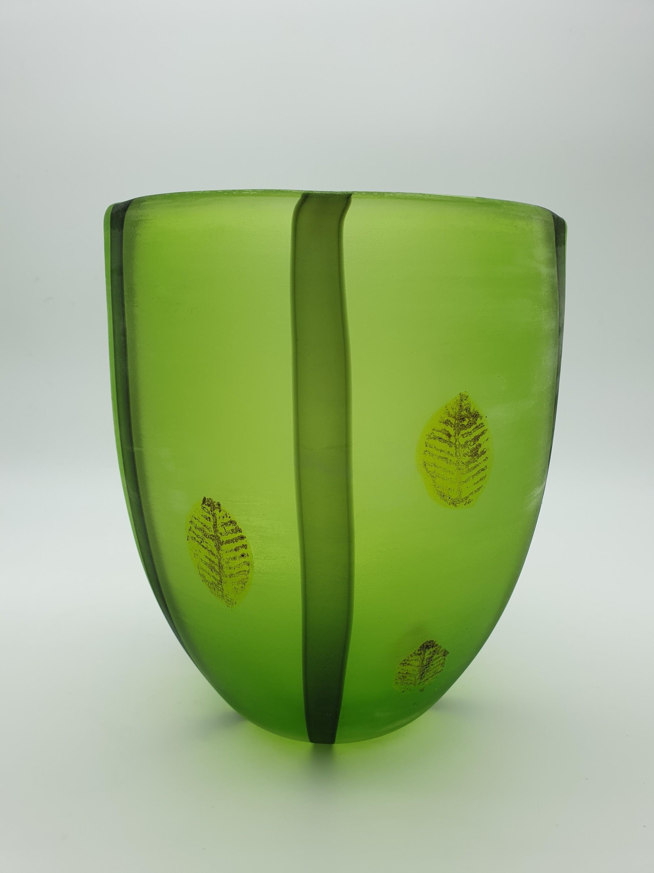 Italian Modern Large Murano Glass Vase with Leaves in Sabbiato Finish, by Cenedese, 1988 For Sale