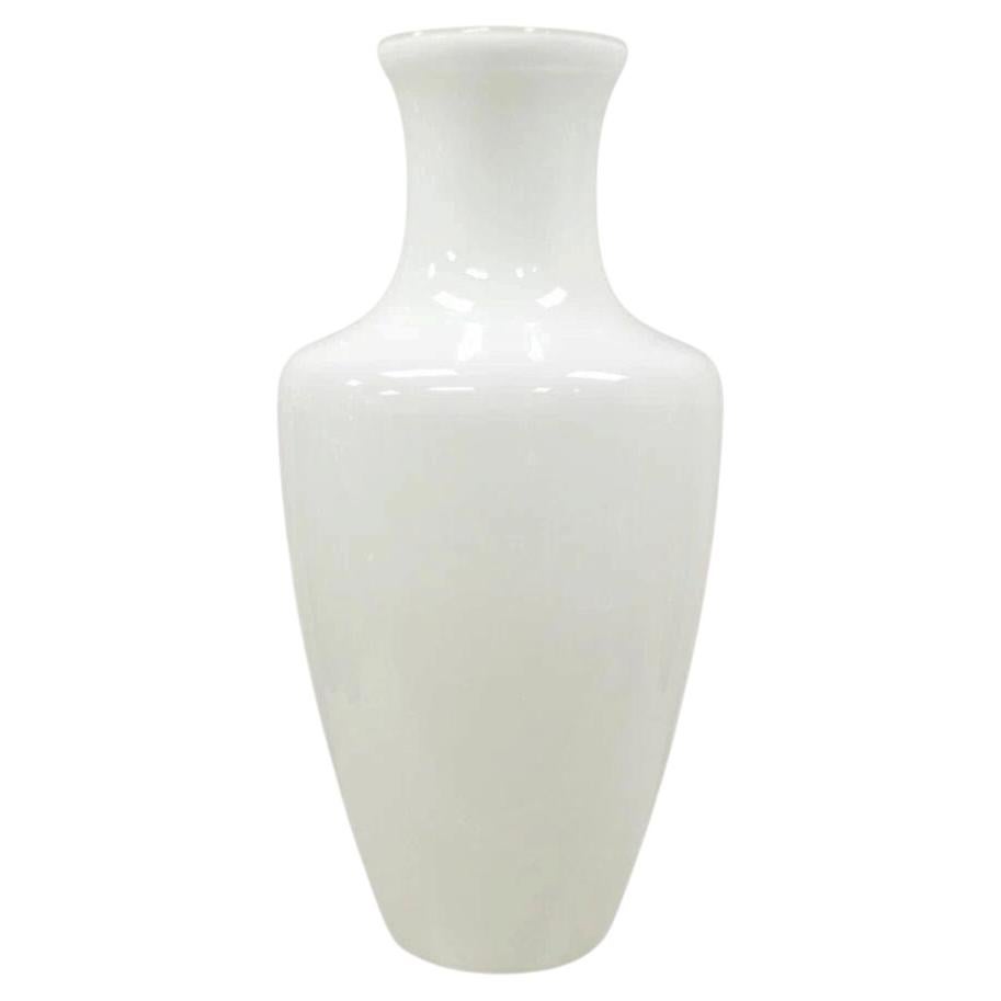 Jarrón de suelo moderno de cristal soplado con revestimiento blanco, de gran tamaño y forma de urna, de 76 cm