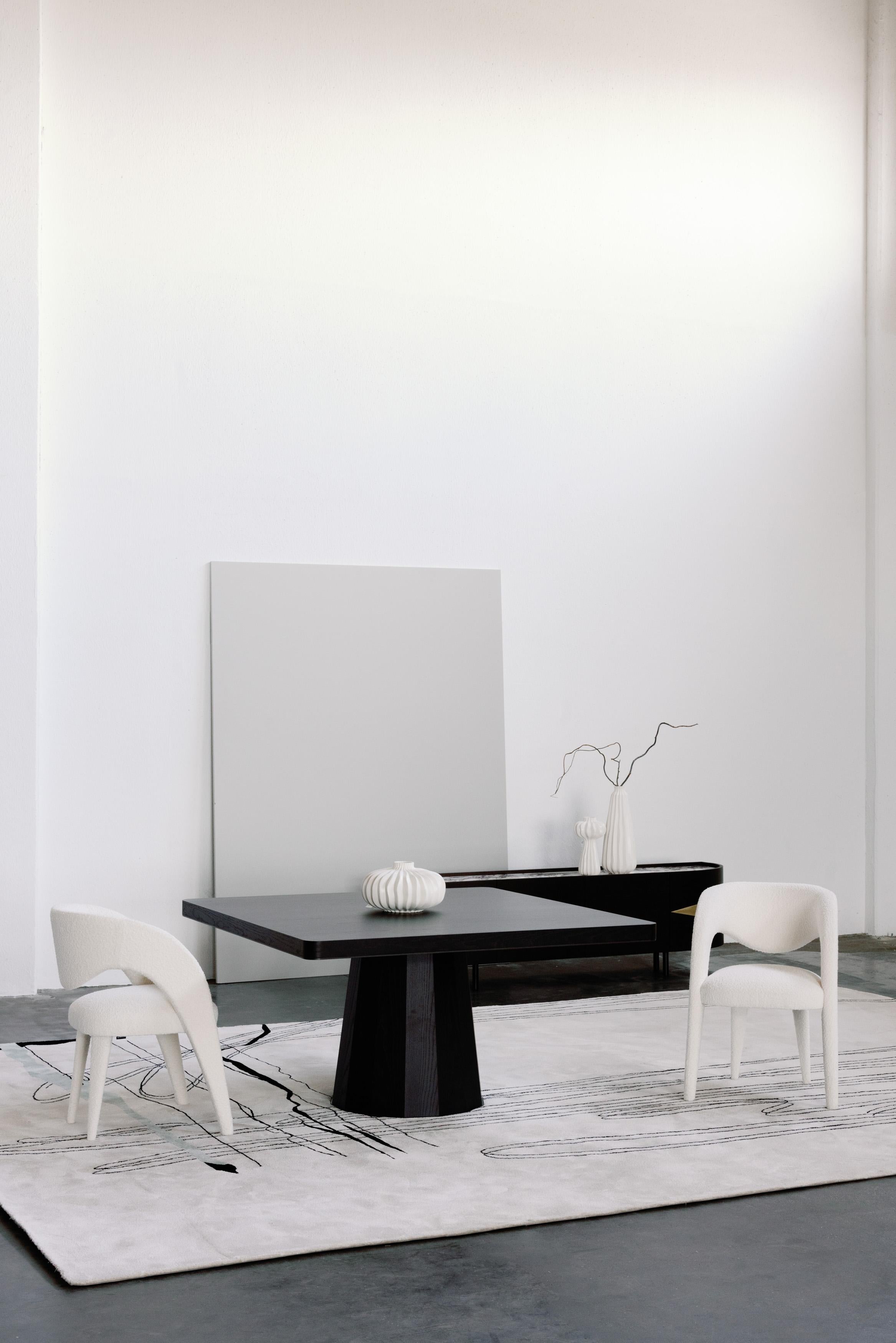 Modern Laurence Dining Chair, DEDAR Senfwolle, Handgefertigt Portugal Greenapple (Wolle) im Angebot