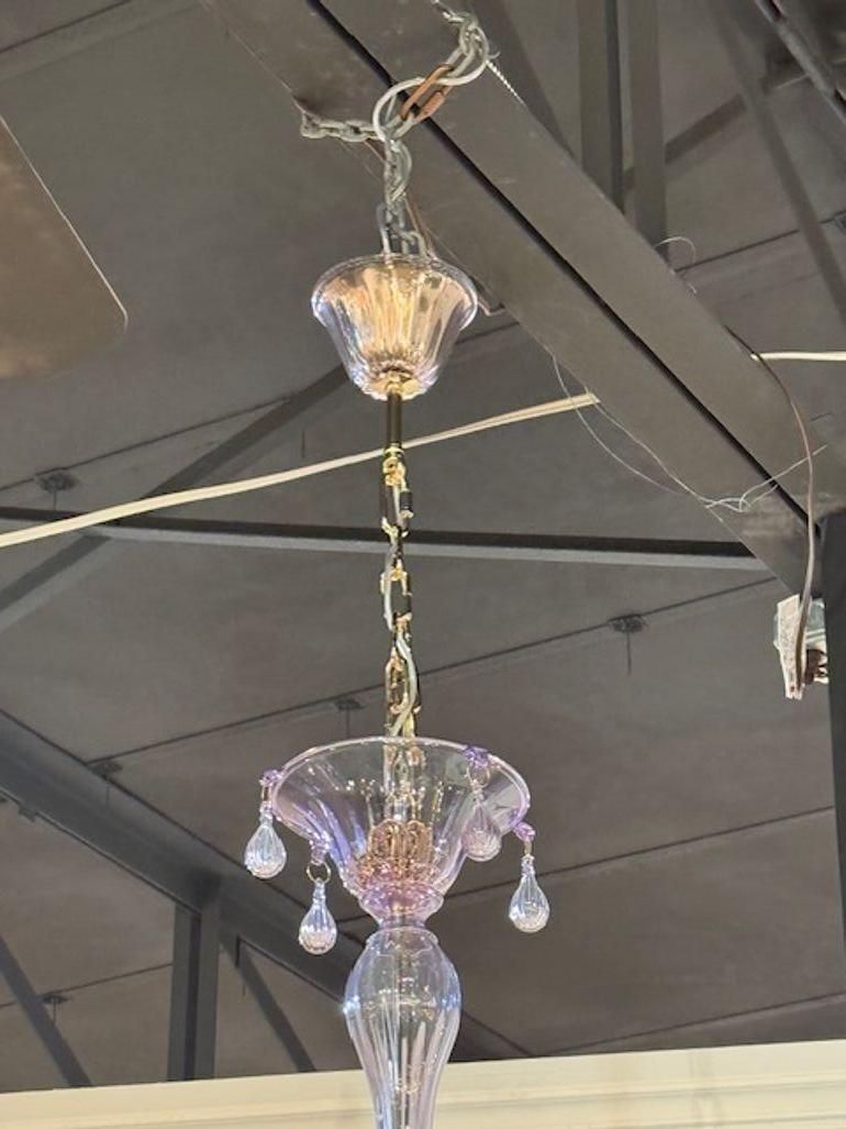 Araña moderna de cristal de Murano soplado color lavanda con 10 brazos Siglo XXI y contemporáneo en venta