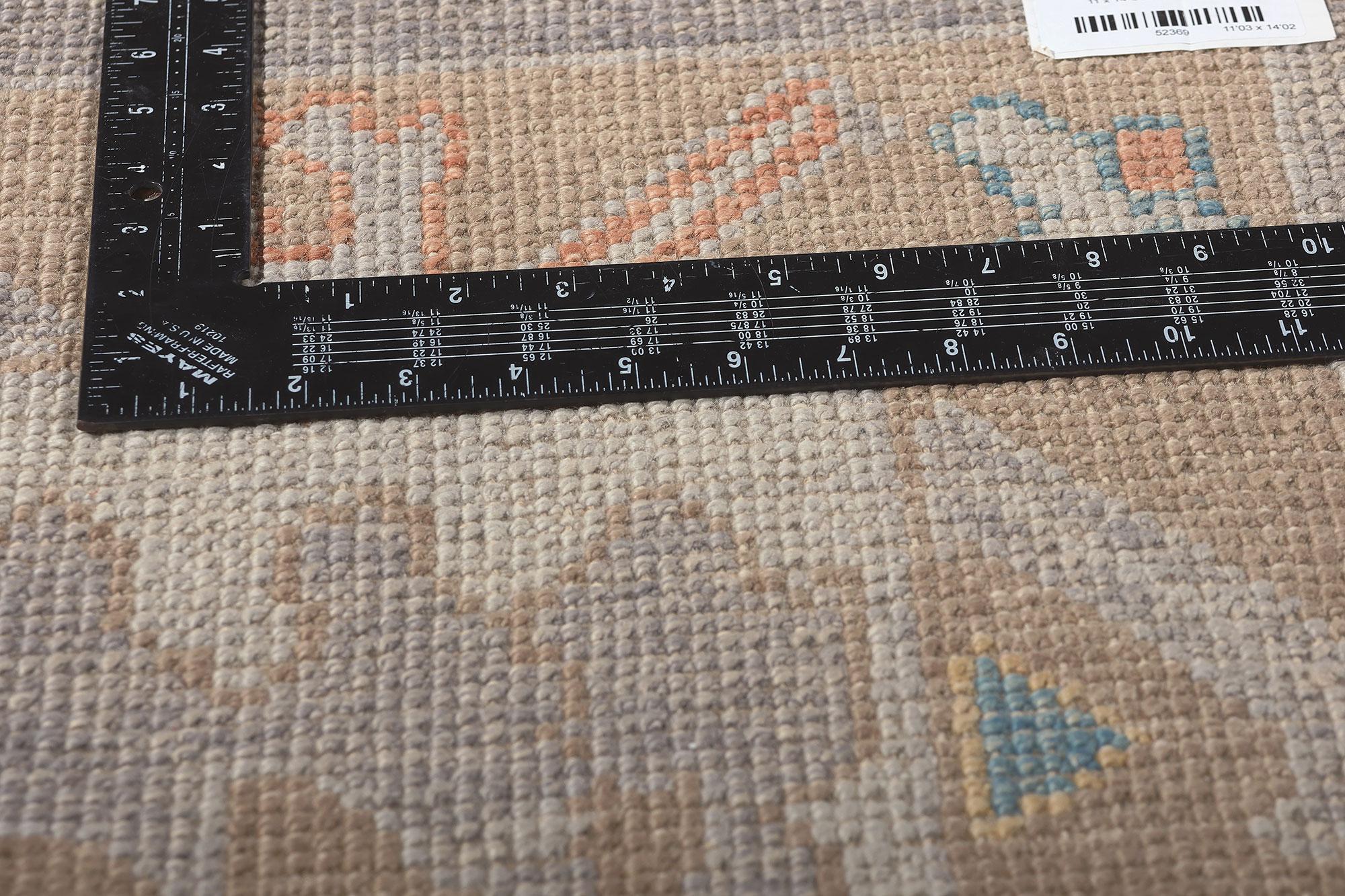 Moderner türkischer Oushak-Teppich in Lavendel, Subtle Shibui Meets Biophilic Design, modern (21. Jahrhundert und zeitgenössisch) im Angebot