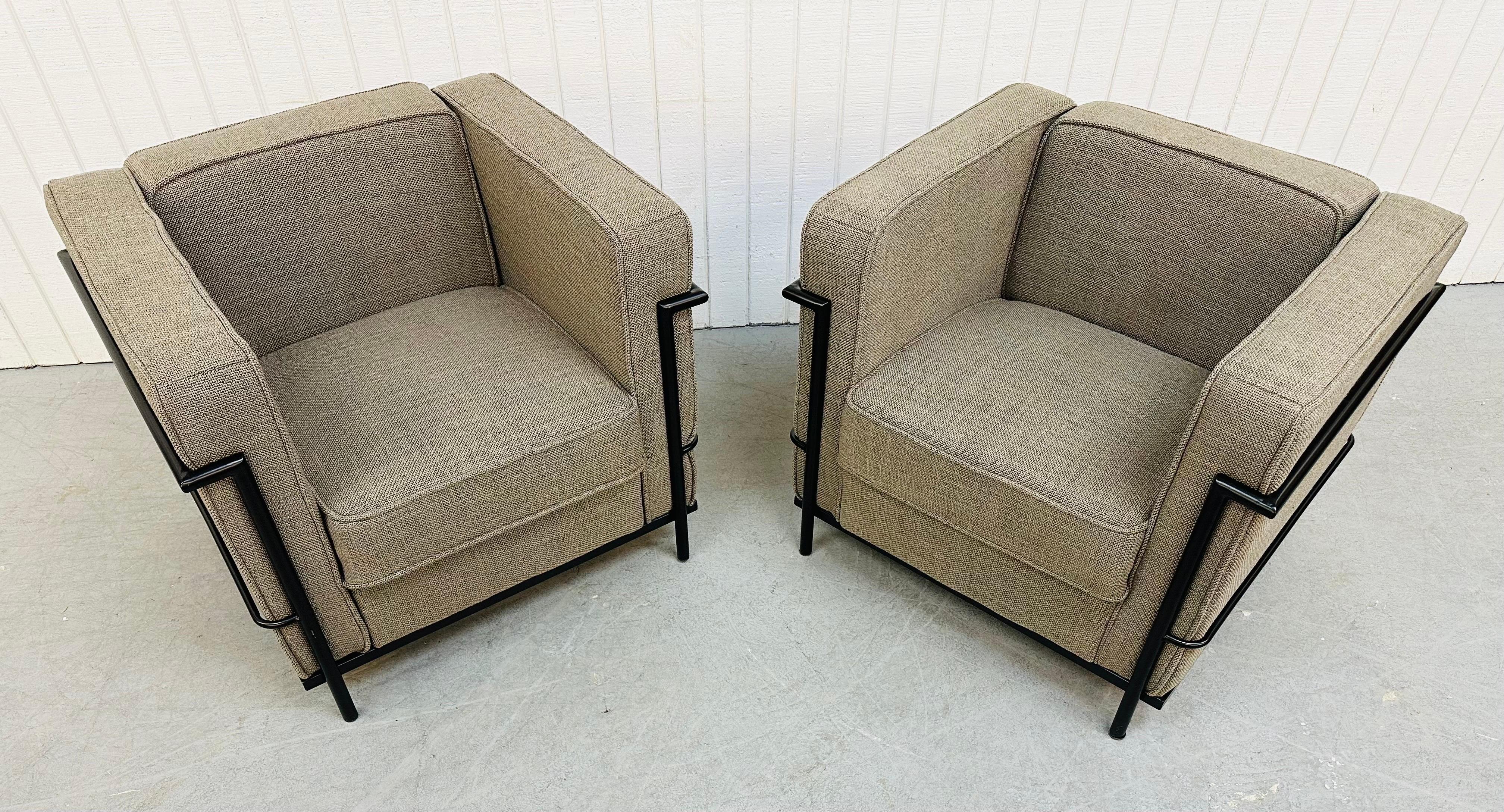 Mid-Century Modern Modern Le Corbusier Style Club Chairs, Set of 2 For Sale