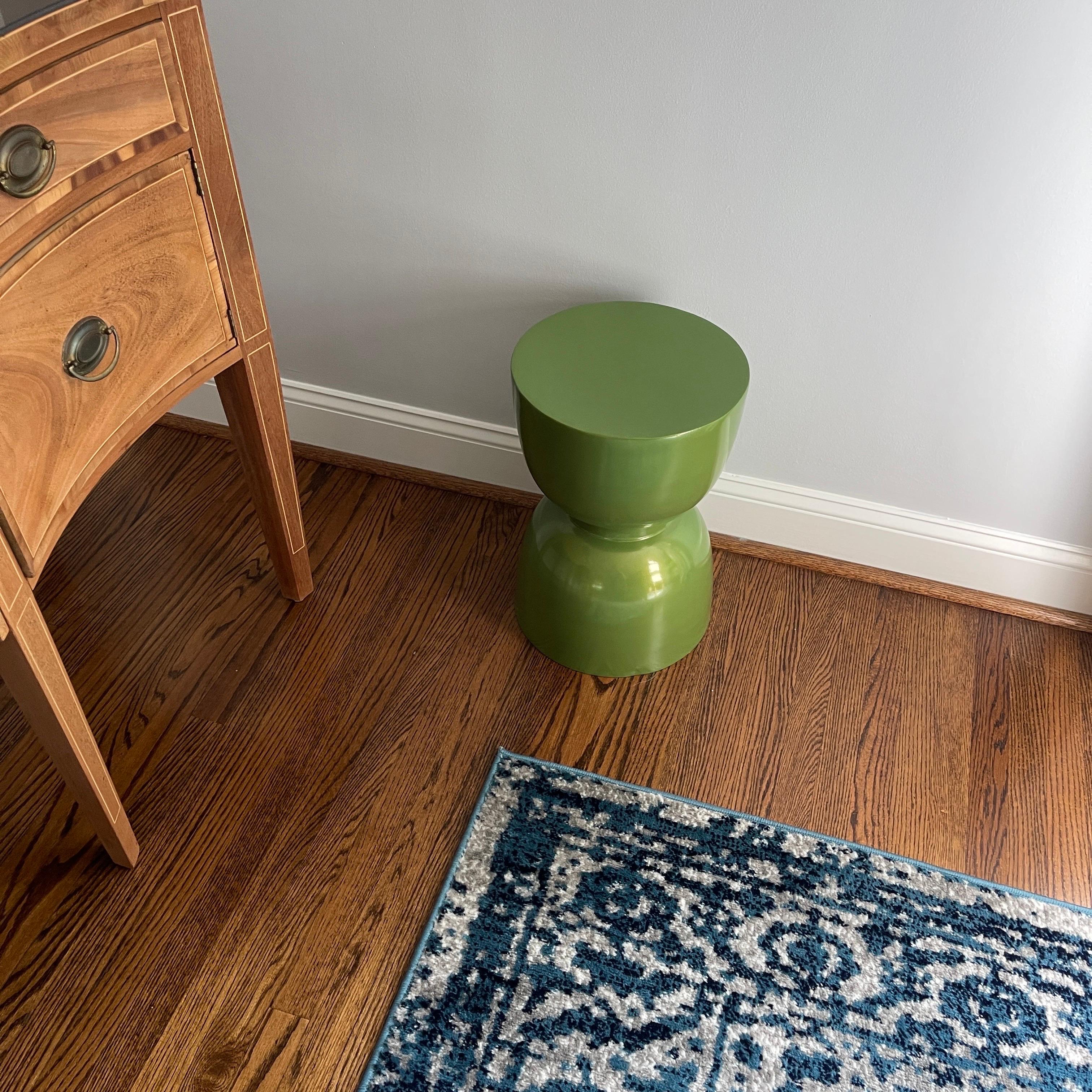 Modern Leafy Green Powder-Coated Sculptural Pedestal Side Table 2