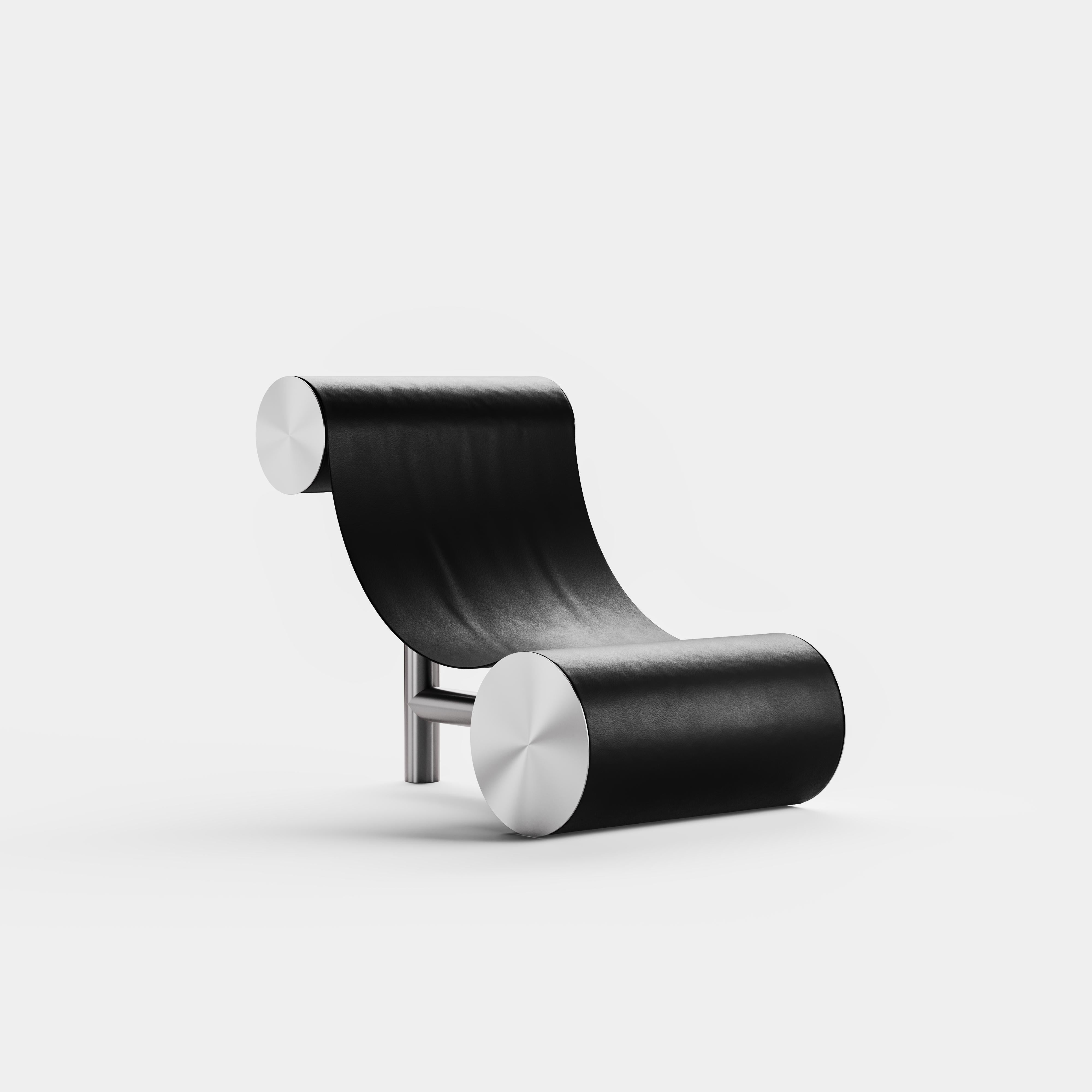 Cette chaise a fait sensation lors de l'exposition iSaloni 2025 à Milan, où elle a été présentée pour la première fois. 

Le fauteuil Vero est à la limite de l'art et de la fonctionnalité. Simplicité de la forme, matériaux naturels et