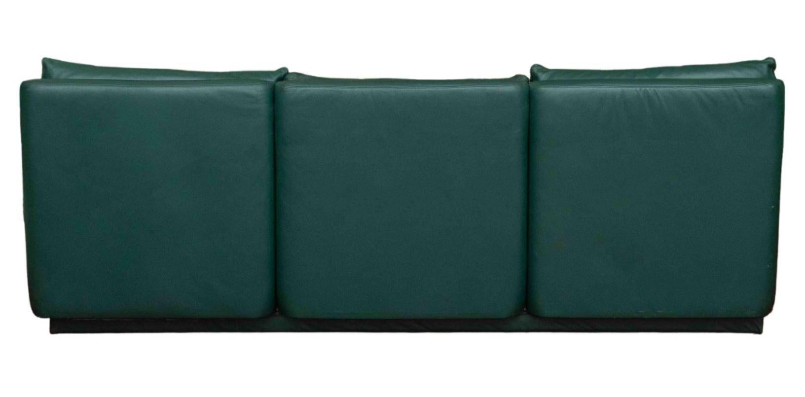 Modern Leather Sleeper Sectional Sofa For Sale 3