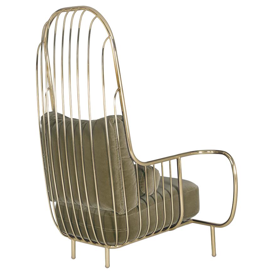 Moderner Liberty-Sessel mit hoher Rückenlehne aus poliertem Messing und olivfarbenem Samt