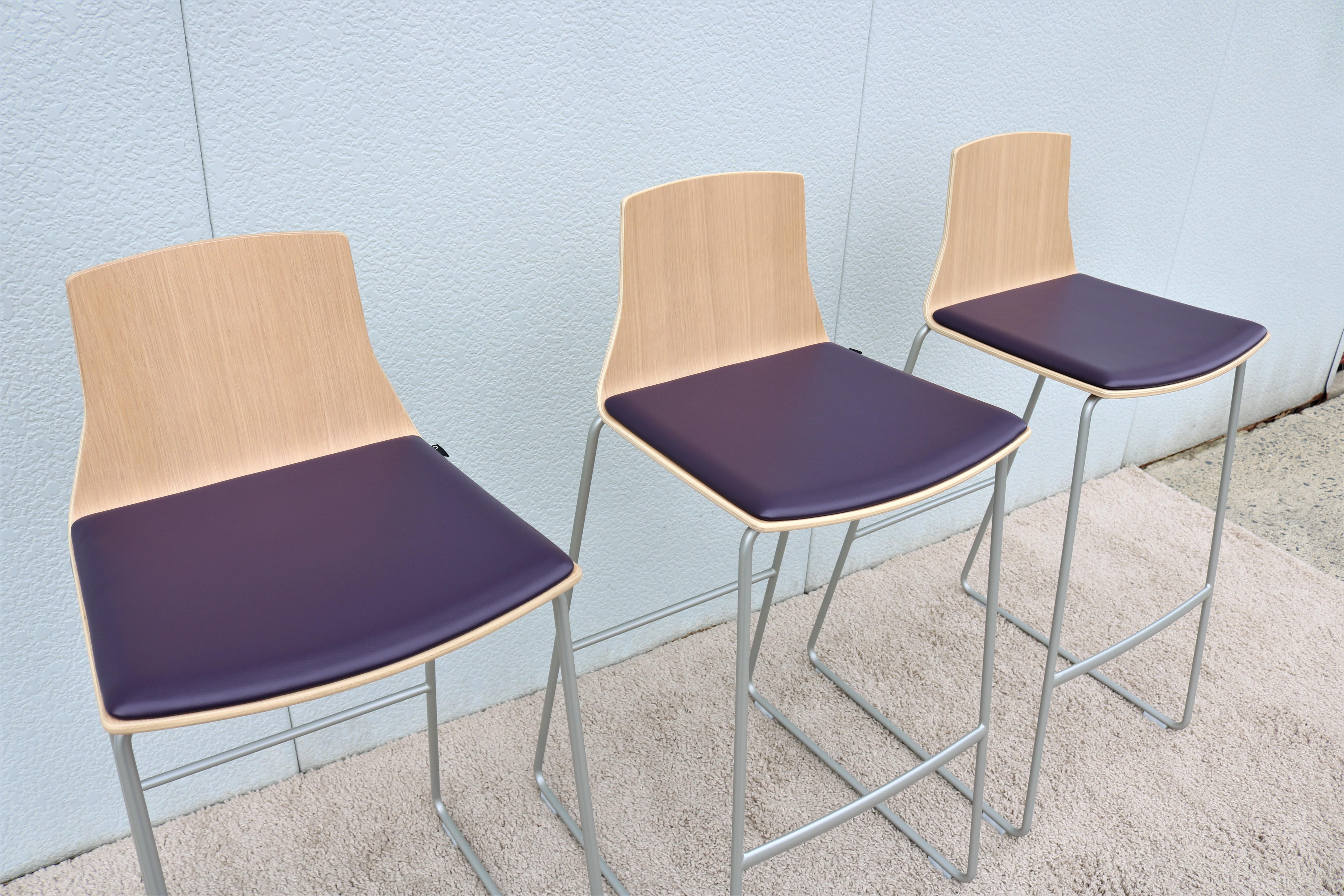 Modern Lievore Altherr Molina for Coalesse Montara650 Bar Stools, New Set of 3 For Sale 2