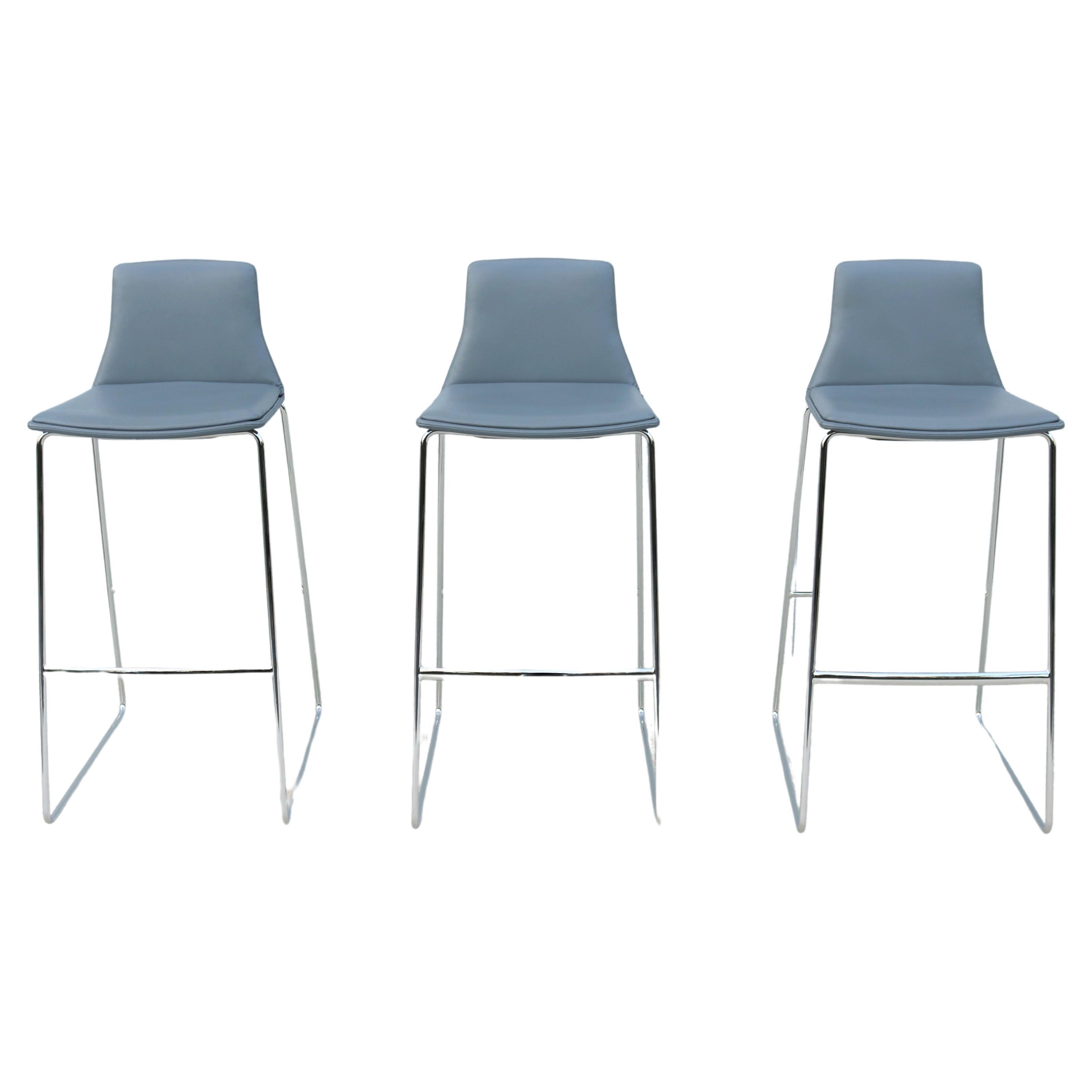 Modern Lievore Altherr Molina for Coalesse Montara650 Gray Bar Stools - Set Of 3 For Sale