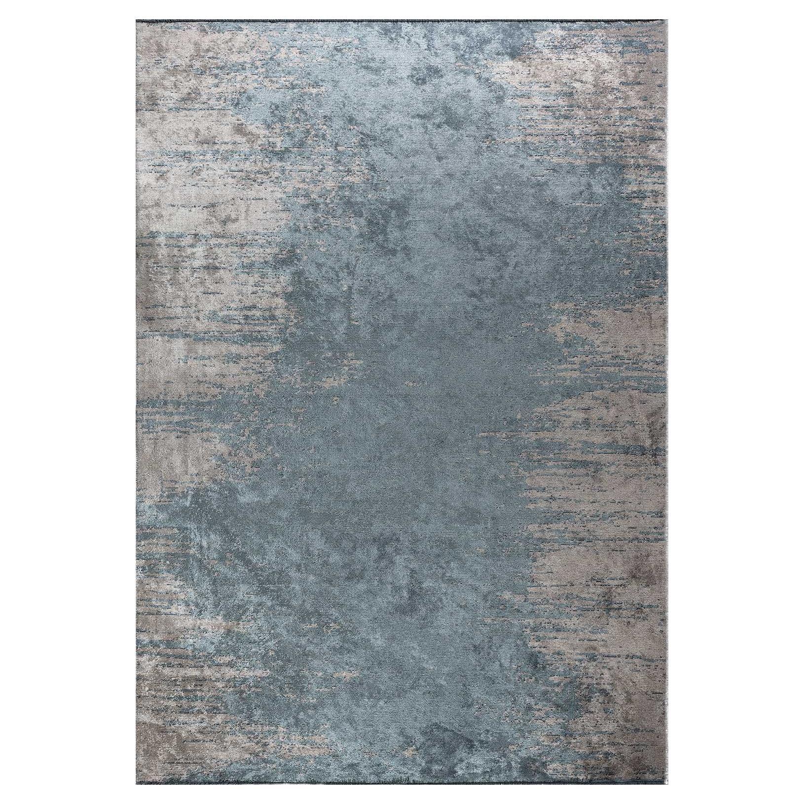 Tapis moderne en chenille bleu clair, grisâtre et crème abstrait sans frange, en stock