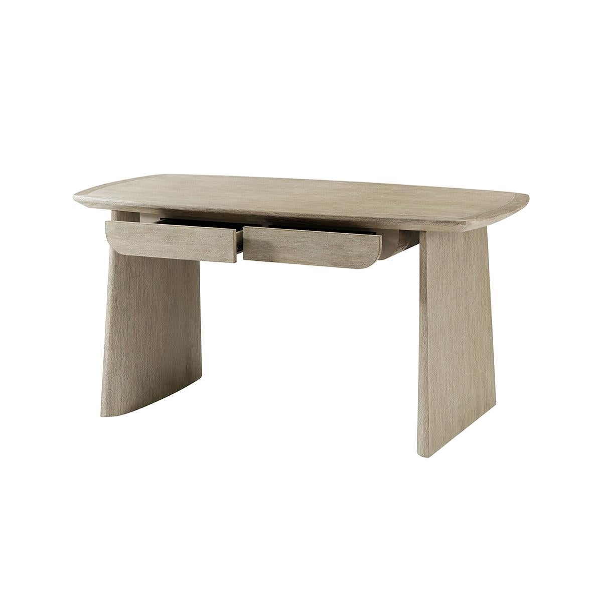 Modern Light Oak Desk (Moderne) im Angebot
