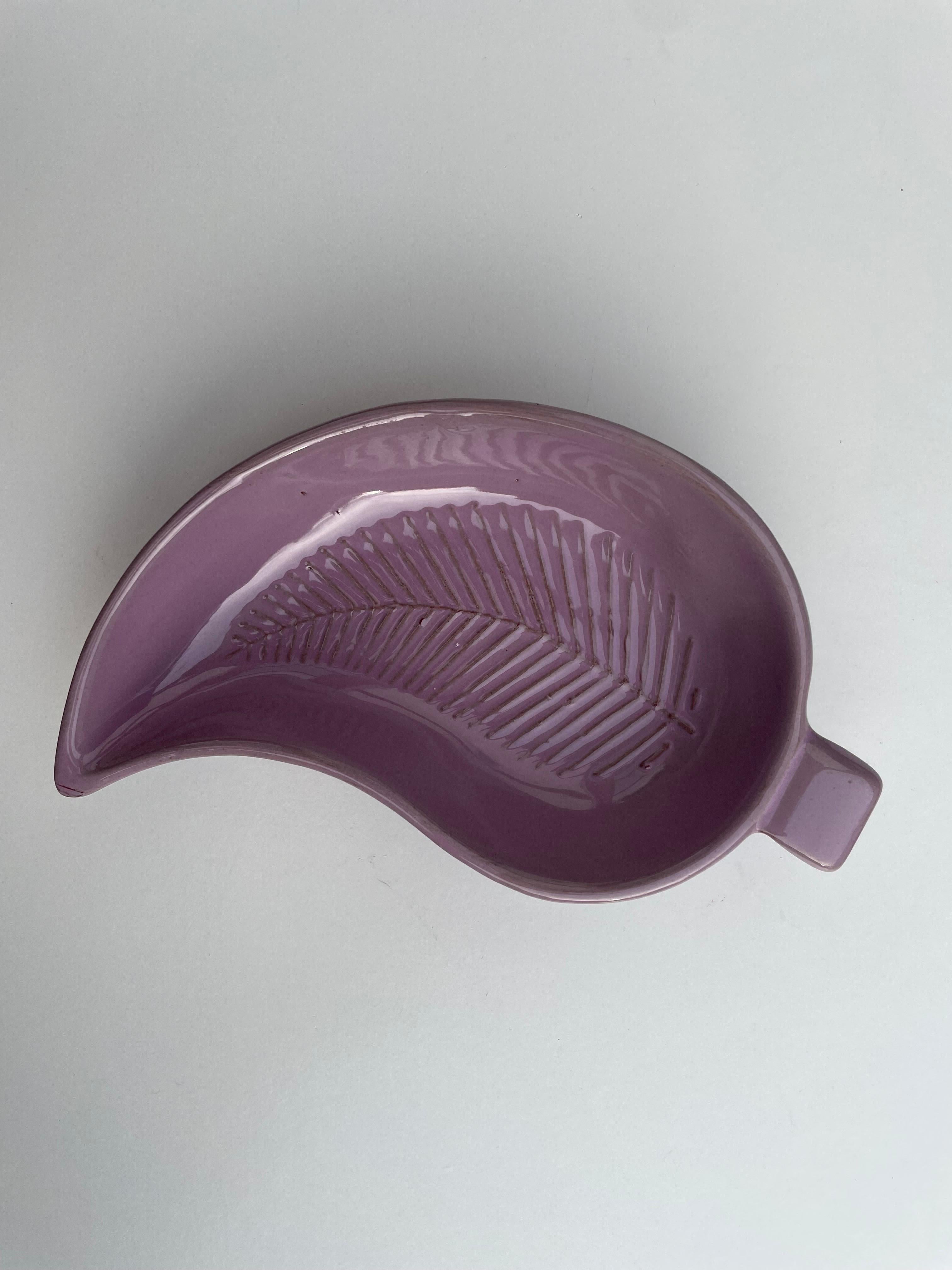 Hand-Crafted Scandinavian Modern Lilac Leaf Ceramic Vide Poche Dish, 1960s For Sale