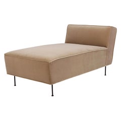 Chaise longue ligne moderne, noire semi-matte