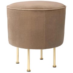 Modern Line Pouffe, klein, schwarz, halbmattierte Beine