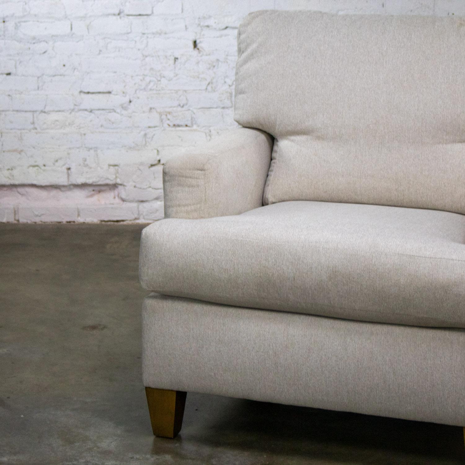 Moderner Lloyd Club- oder Akzentstuhl von Flexsteel, gepolstert mit beigem Tweed-Stoff im Angebot 6